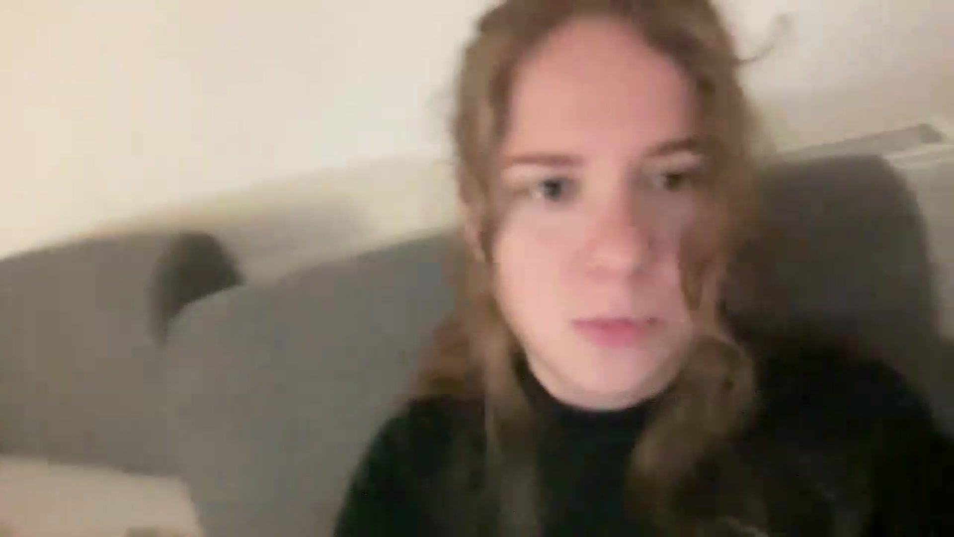 Gallery image thumbnail from BlueFlowerr's myfreecams stream on, 05/17/2026, 21:43 image 19 of 20