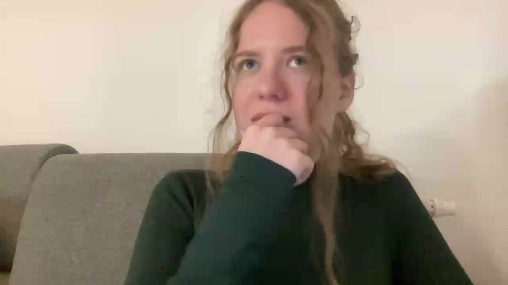 Gallery image thumbnail from BlueFlowerr's myfreecams stream on, 05/17/2026, 21:43 image 7 of 20