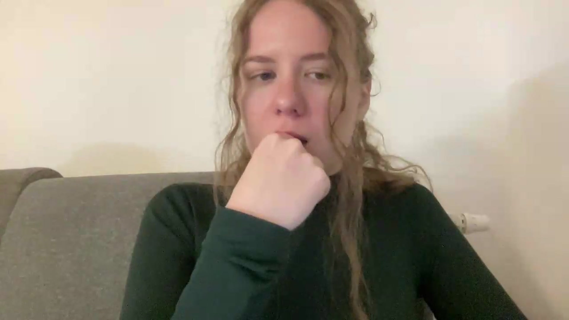Gallery image thumbnail from BlueFlowerr's myfreecams stream on, 05/17/2026, 21:43 image 4 of 20