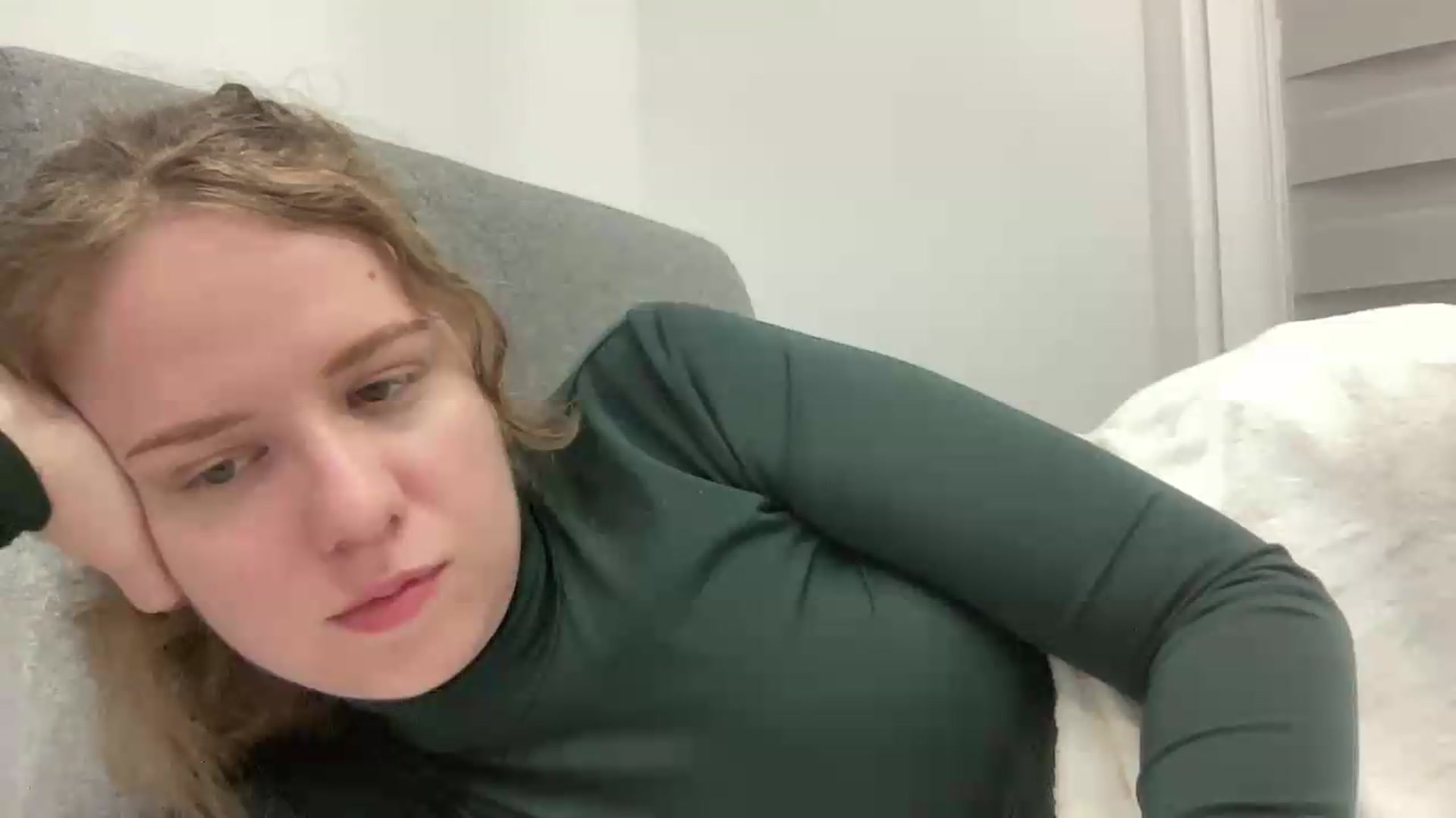 Gallery image thumbnail from BlueFlowerr's myfreecams stream on, 05/17/2026, 23:54 image 7 of 20