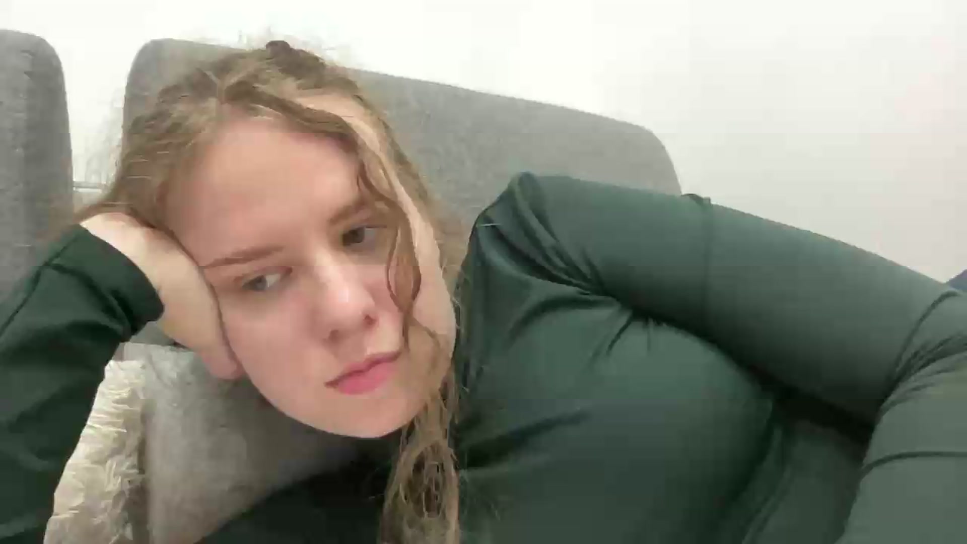 Gallery image thumbnail from BlueFlowerr's myfreecams stream on, 05/18/2026, 01:23 image 20 of 20