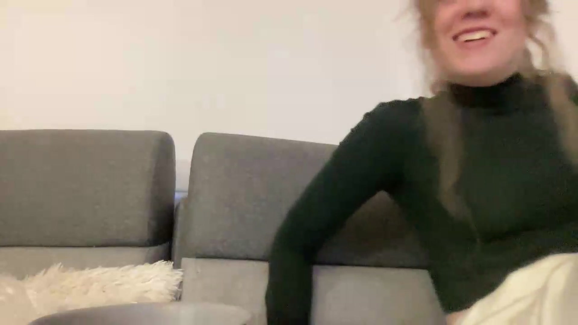 Gallery image thumbnail from BlueFlowerr's myfreecams stream on, 05/18/2026, 02:33 image 18 of 20