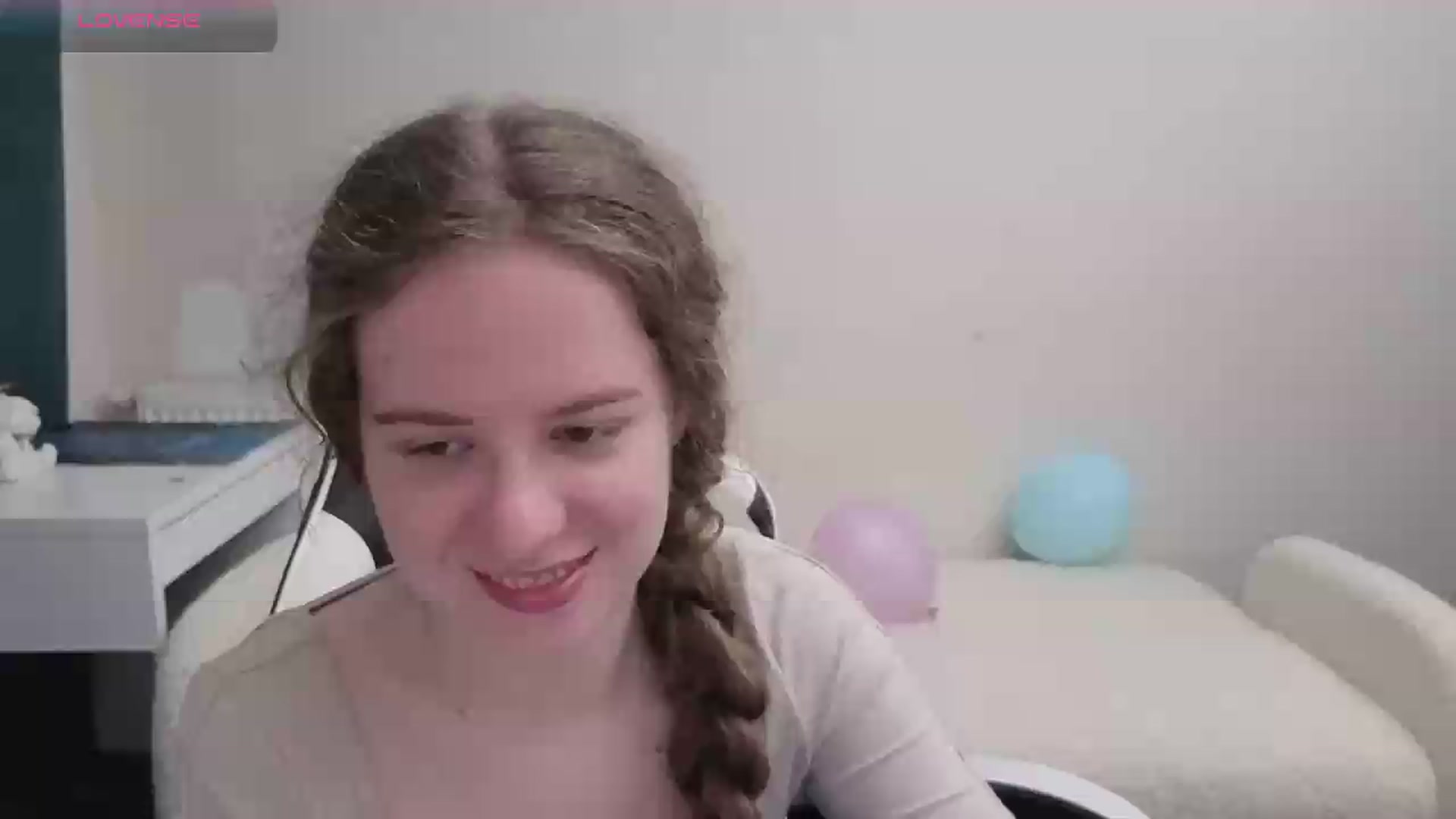 Gallery image thumbnail from BlueFlowerr's myfreecams stream on, 05/18/2026, 17:20 image 4 of 20