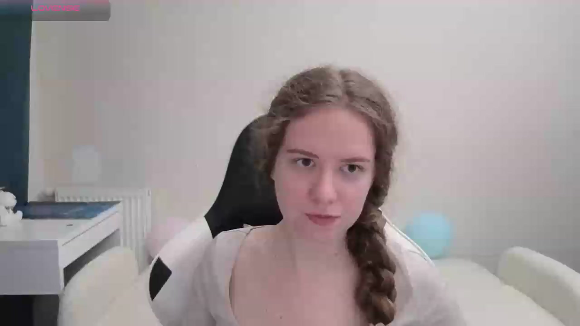 Gallery image thumbnail from BlueFlowerr's myfreecams stream on, 05/18/2026, 17:20 image 11 of 20