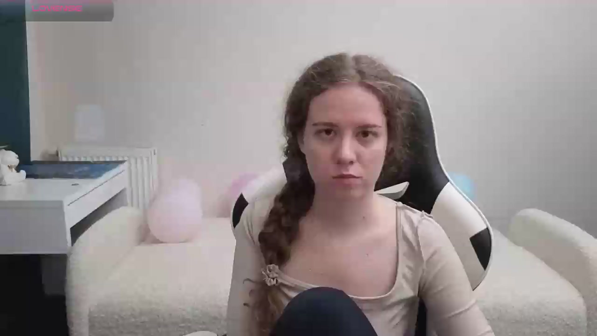 Gallery image thumbnail from BlueFlowerr's myfreecams stream on, 05/18/2026, 19:06 image 1 of 20