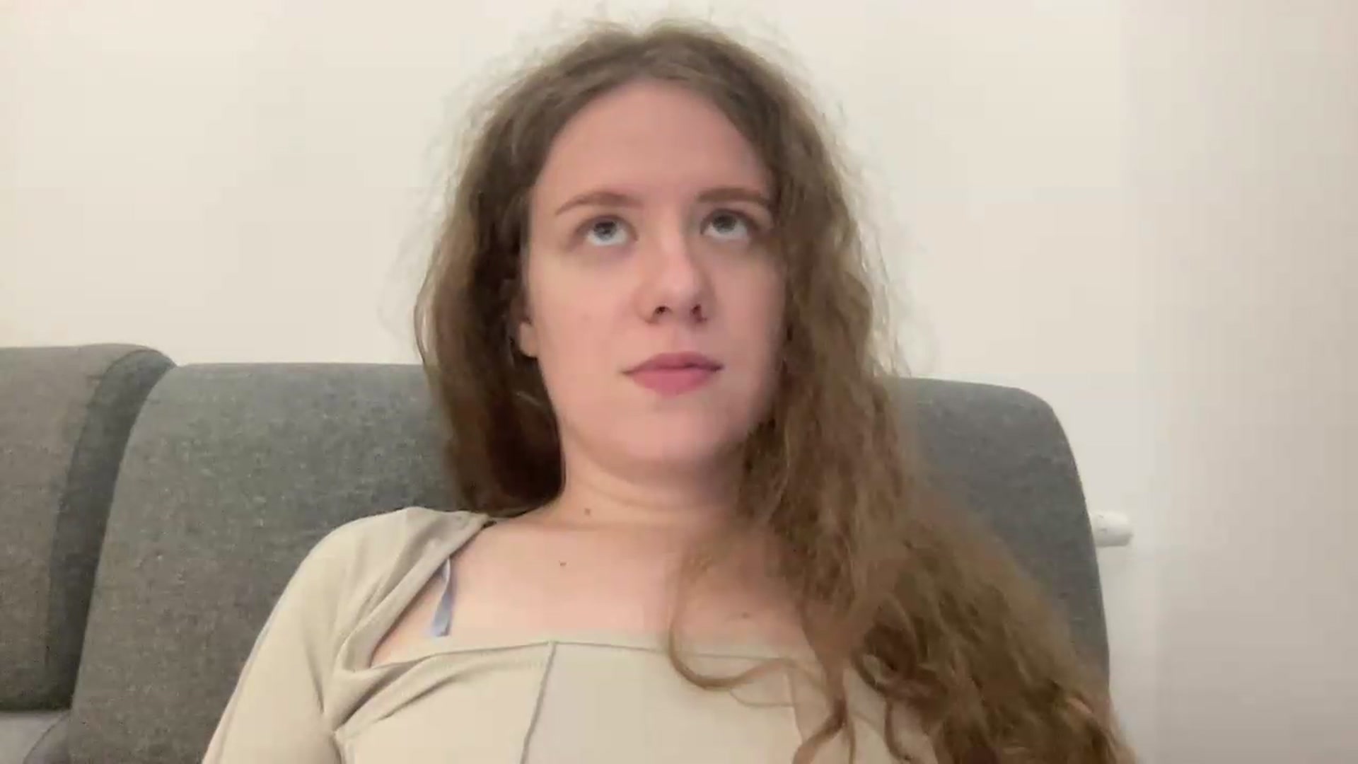 Gallery image thumbnail from BlueFlowerr's myfreecams stream on, 05/19/2026, 24:17 image 2 of 20