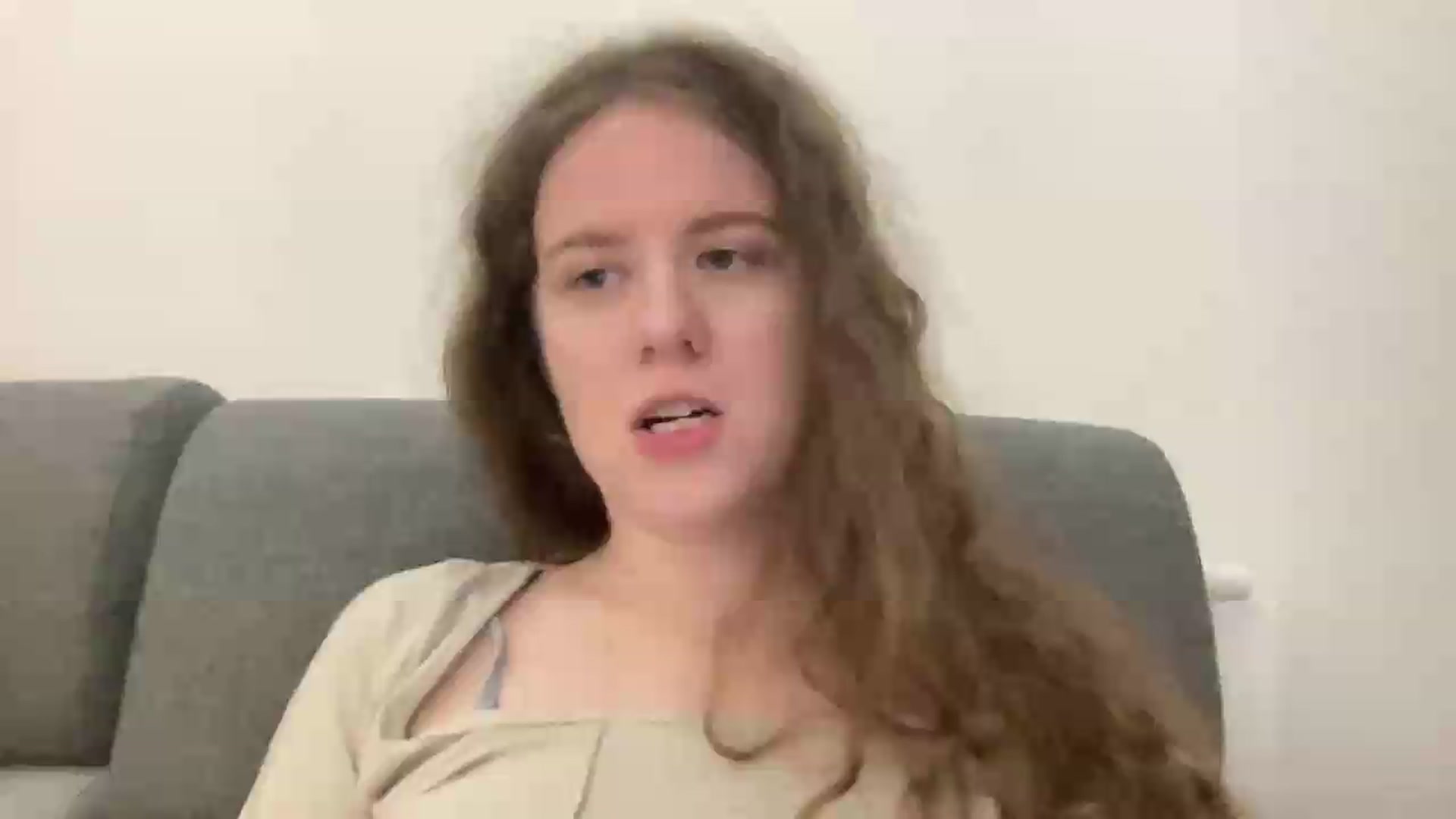 Gallery image thumbnail from BlueFlowerr's myfreecams stream on, 05/19/2026, 24:17 image 1 of 20