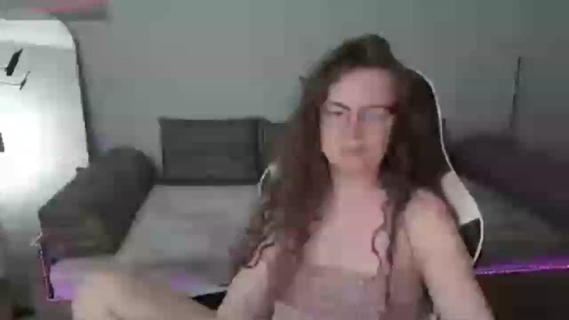 Gallery image thumbnail from BlueFlowerr's myfreecams stream on, 05/21/2026, 22:13 image 13 of 20