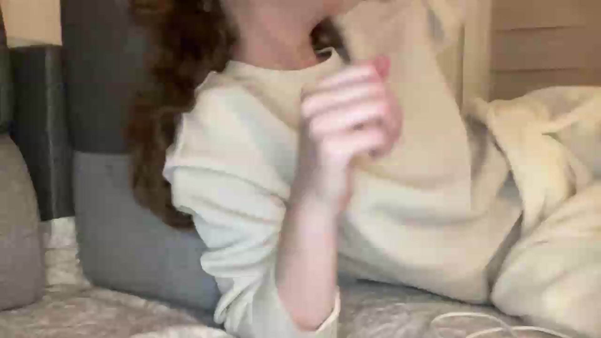 Gallery image thumbnail from BlueFlowerr's myfreecams stream on, 05/22/2026, 24:42 image 1 of 20