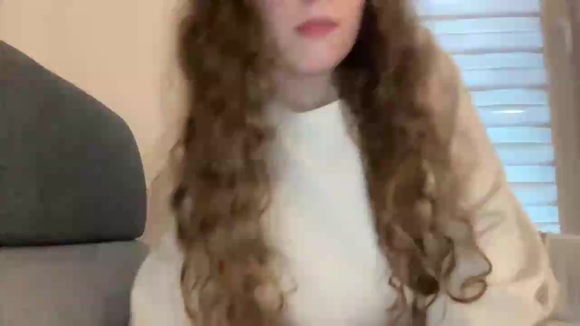 Gallery image thumbnail from BlueFlowerr's myfreecams stream on, 05/22/2026, 03:16 image 5 of 20