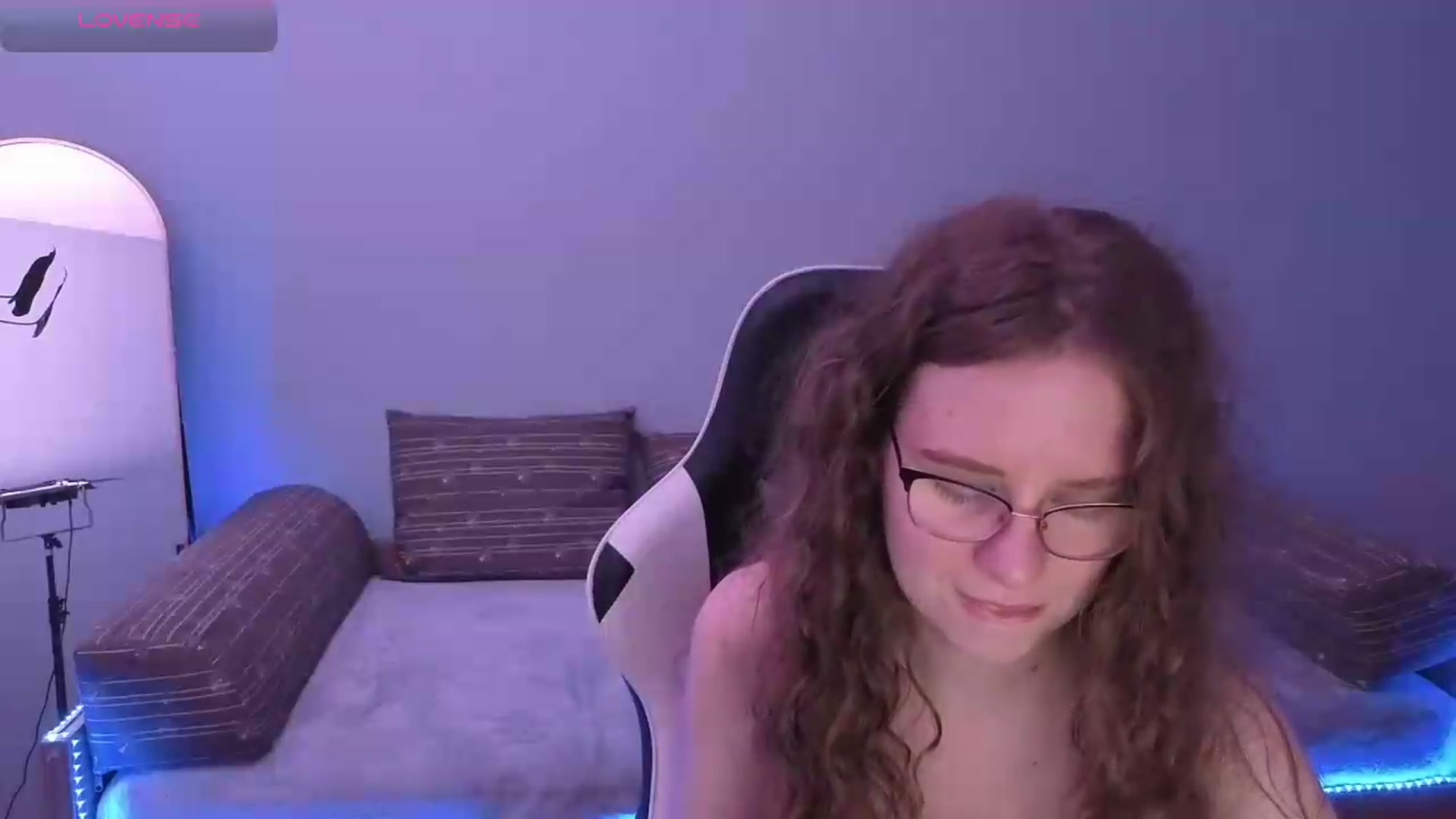 Gallery image thumbnail from BlueFlowerr's myfreecams stream on, 05/22/2026, 19:56 image 8 of 20