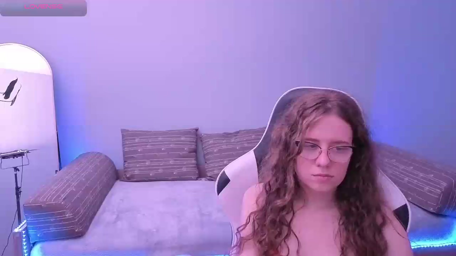 Gallery image thumbnail from BlueFlowerr's myfreecams stream on, 05/22/2026, 19:56 image 5 of 20