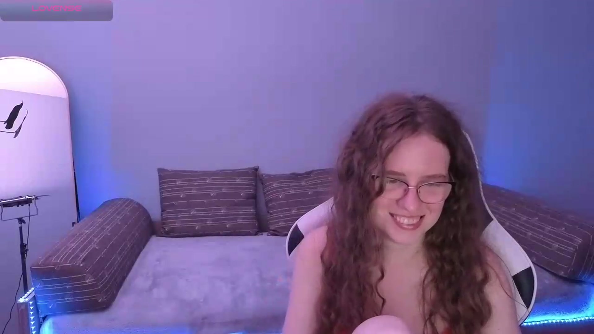 Gallery image thumbnail from BlueFlowerr's myfreecams stream on, 05/22/2026, 19:56 image 6 of 20