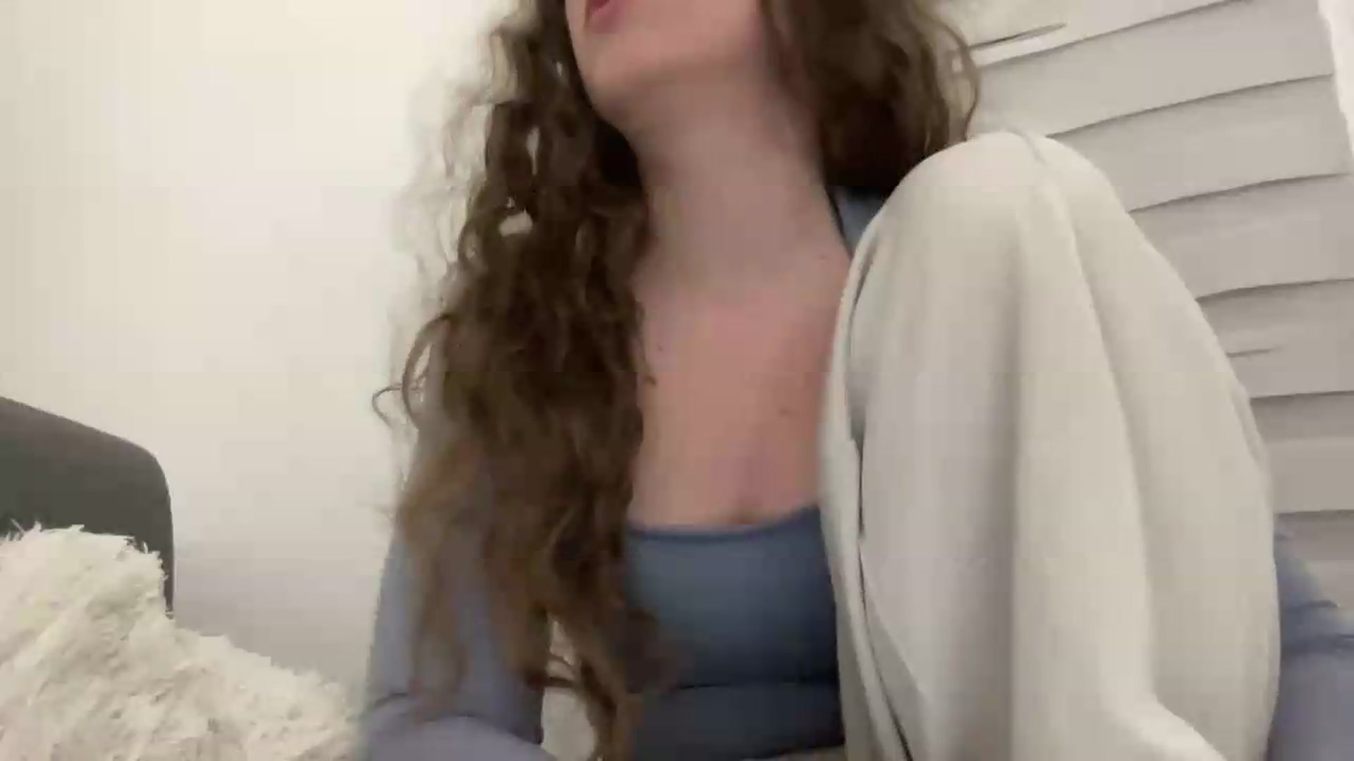 Gallery image thumbnail from BlueFlowerr's myfreecams stream on, 05/22/2026, 21:04 image 5 of 20