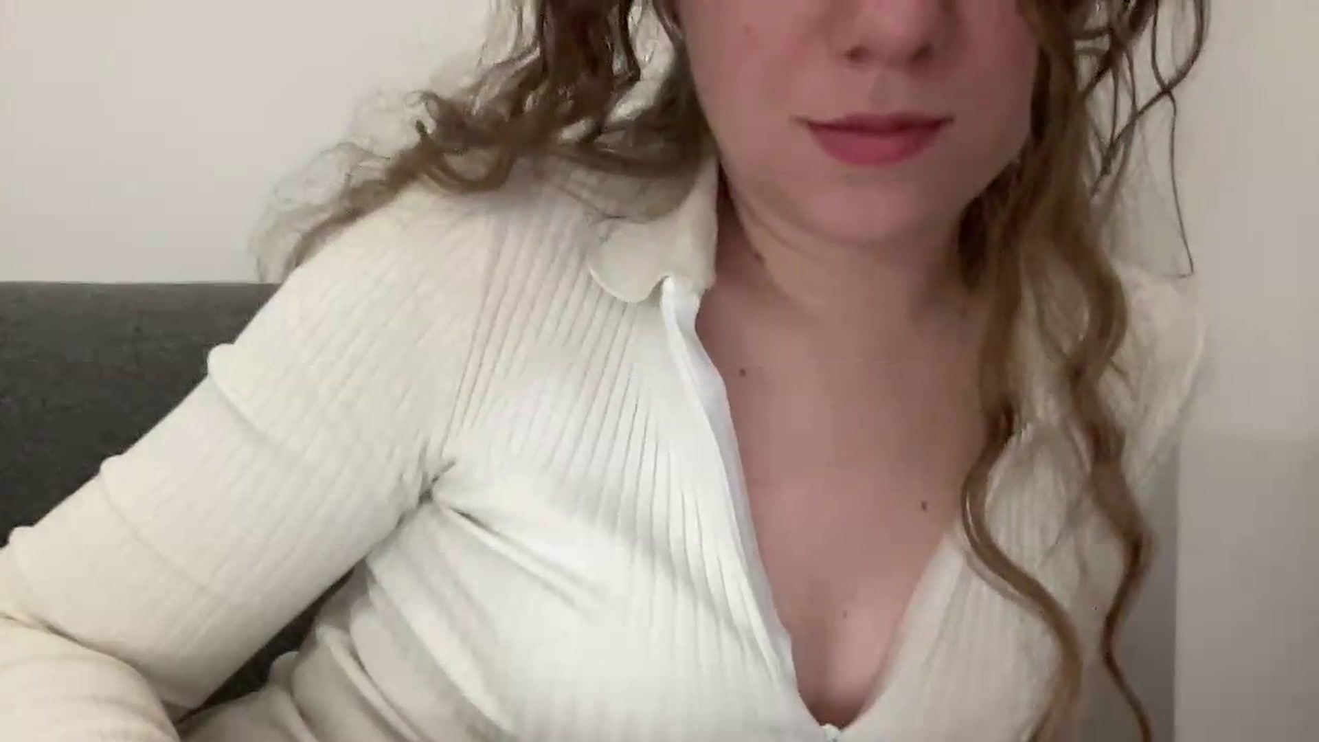 Gallery image thumbnail from BlueFlowerr's myfreecams stream on, 05/23/2026, 22:00 image 4 of 20