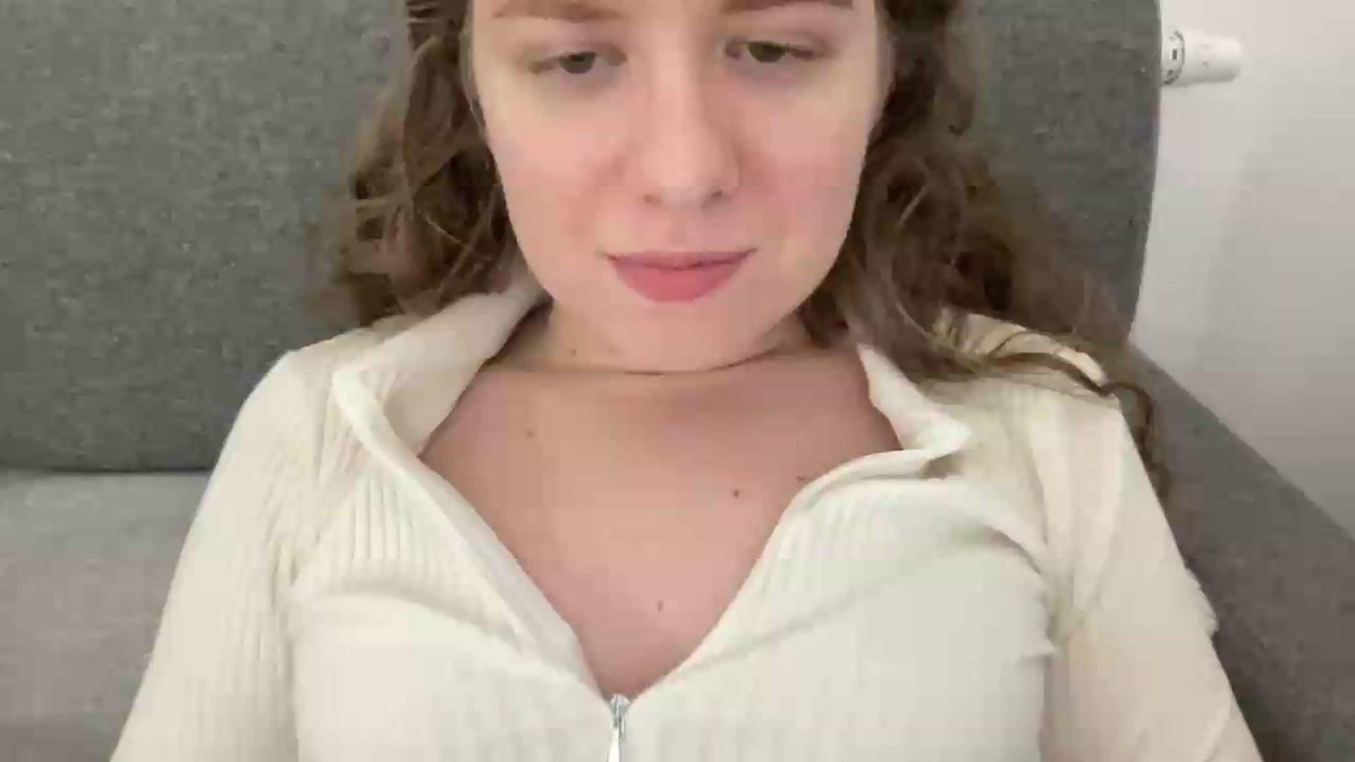 Gallery image thumbnail from BlueFlowerr's myfreecams stream on, 05/24/2026, 01:56 image 1 of 20