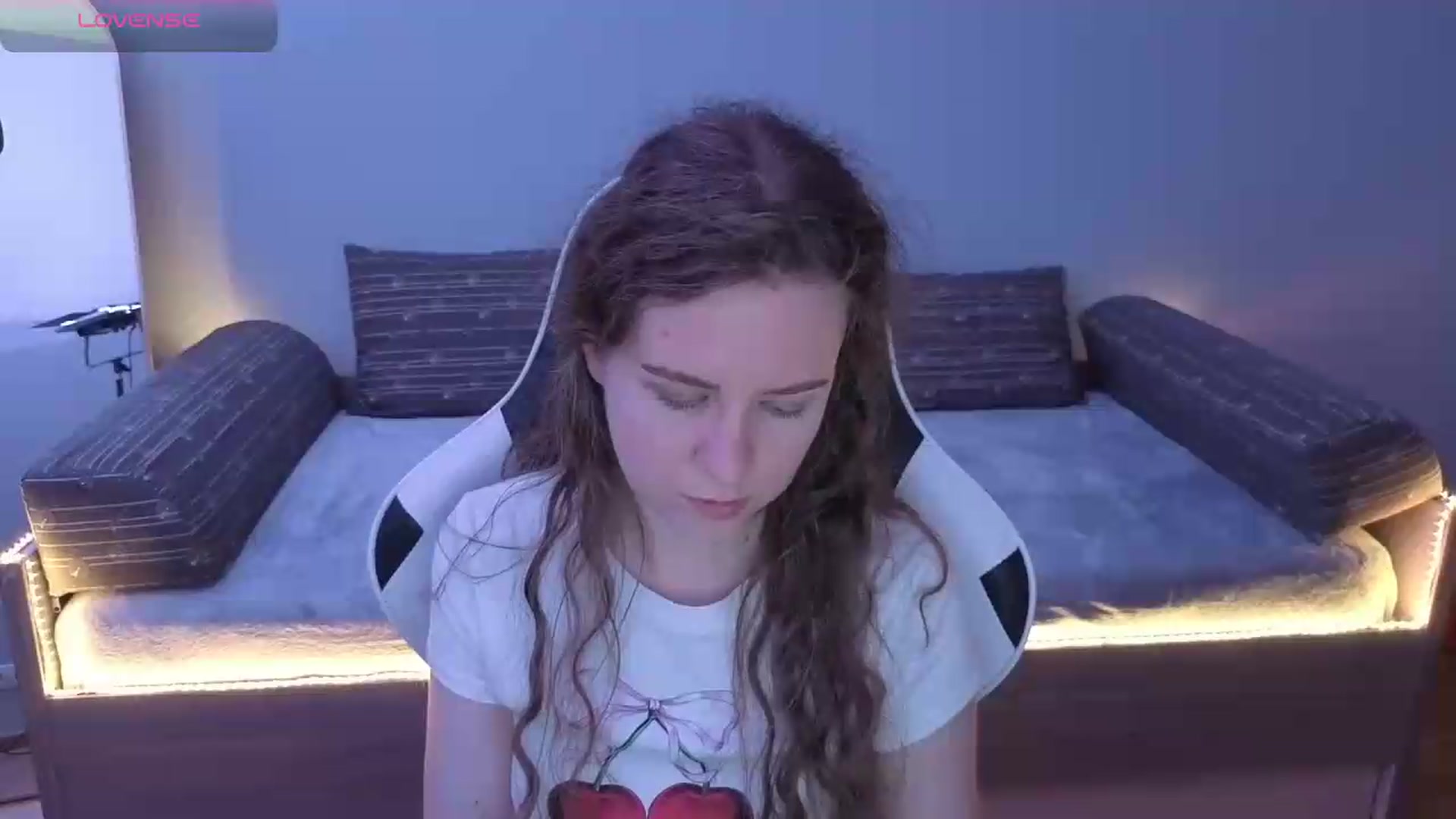 Gallery image thumbnail from BlueFlowerr's myfreecams stream on, 05/24/2026, 21:13 image 13 of 20