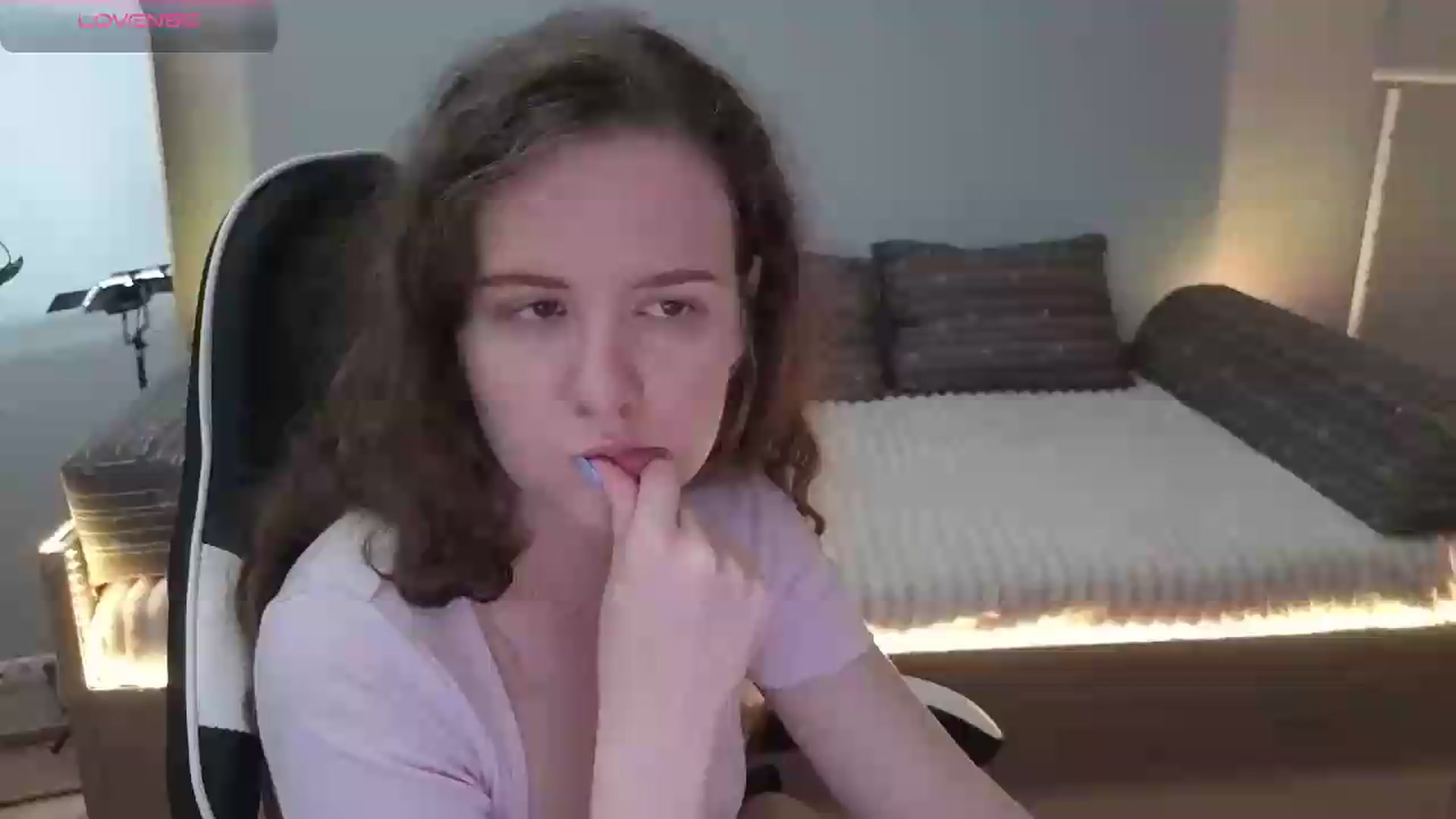Gallery image thumbnail from BlueFlowerr's myfreecams stream on, 05/26/2026, 22:35 image 3 of 20