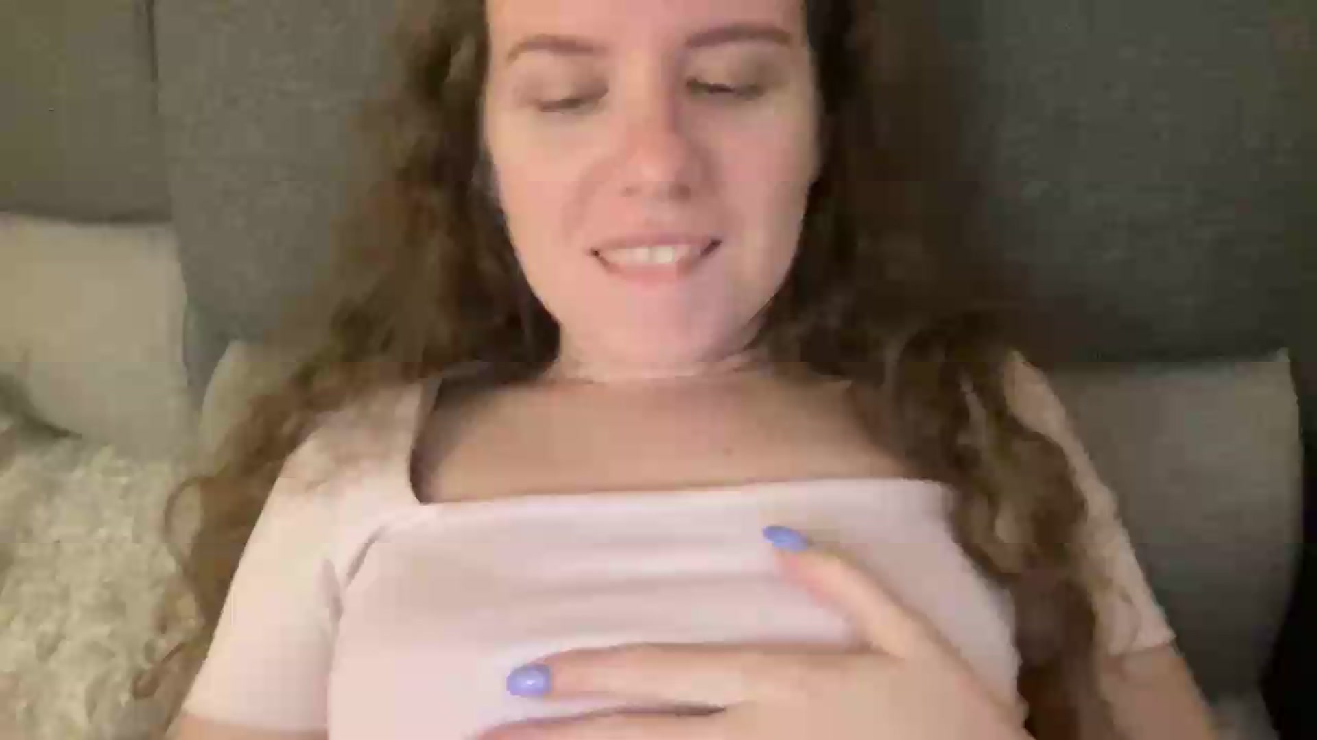 Gallery image thumbnail from BlueFlowerr's myfreecams stream on, 05/27/2026, 24:48 image 1 of 20