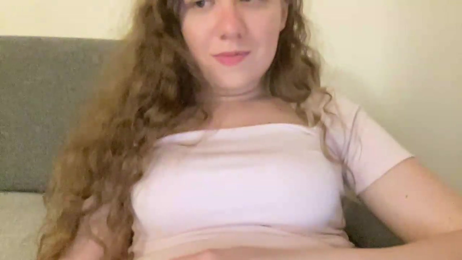Gallery image thumbnail from BlueFlowerr's myfreecams stream on, 05/27/2026, 02:19 image 14 of 20