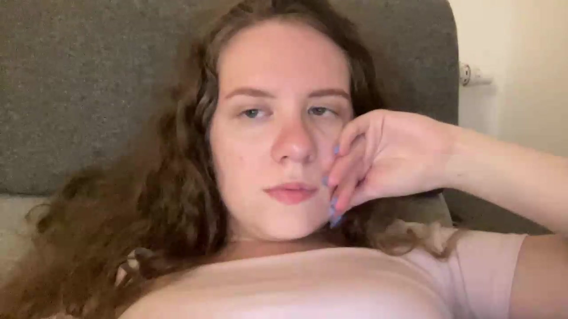 Gallery image thumbnail from BlueFlowerr's myfreecams stream on, 05/27/2026, 02:19 image 11 of 20