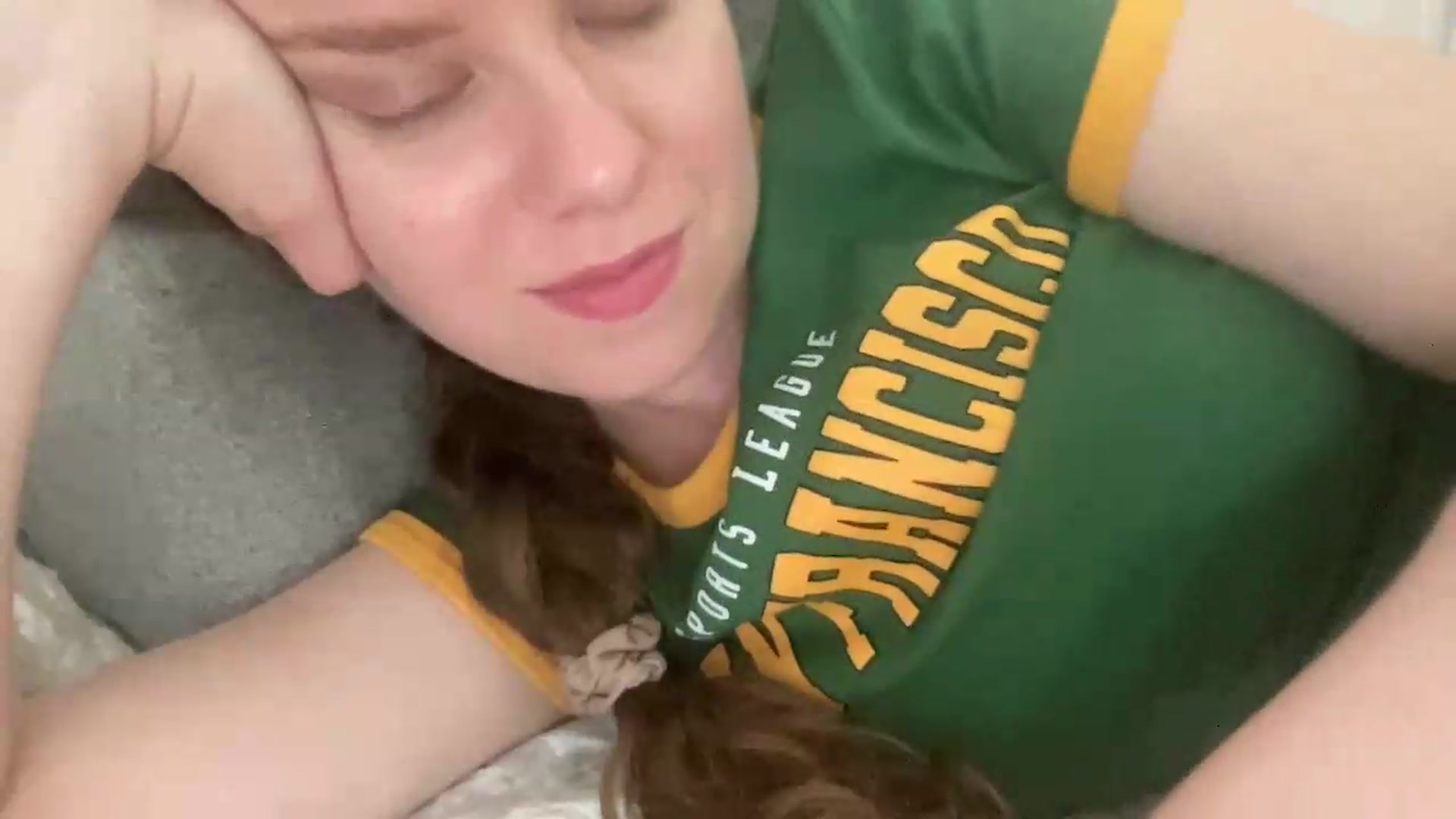Gallery image thumbnail from BlueFlowerr's myfreecams stream on, 05/28/2026, 24:27 image 17 of 20