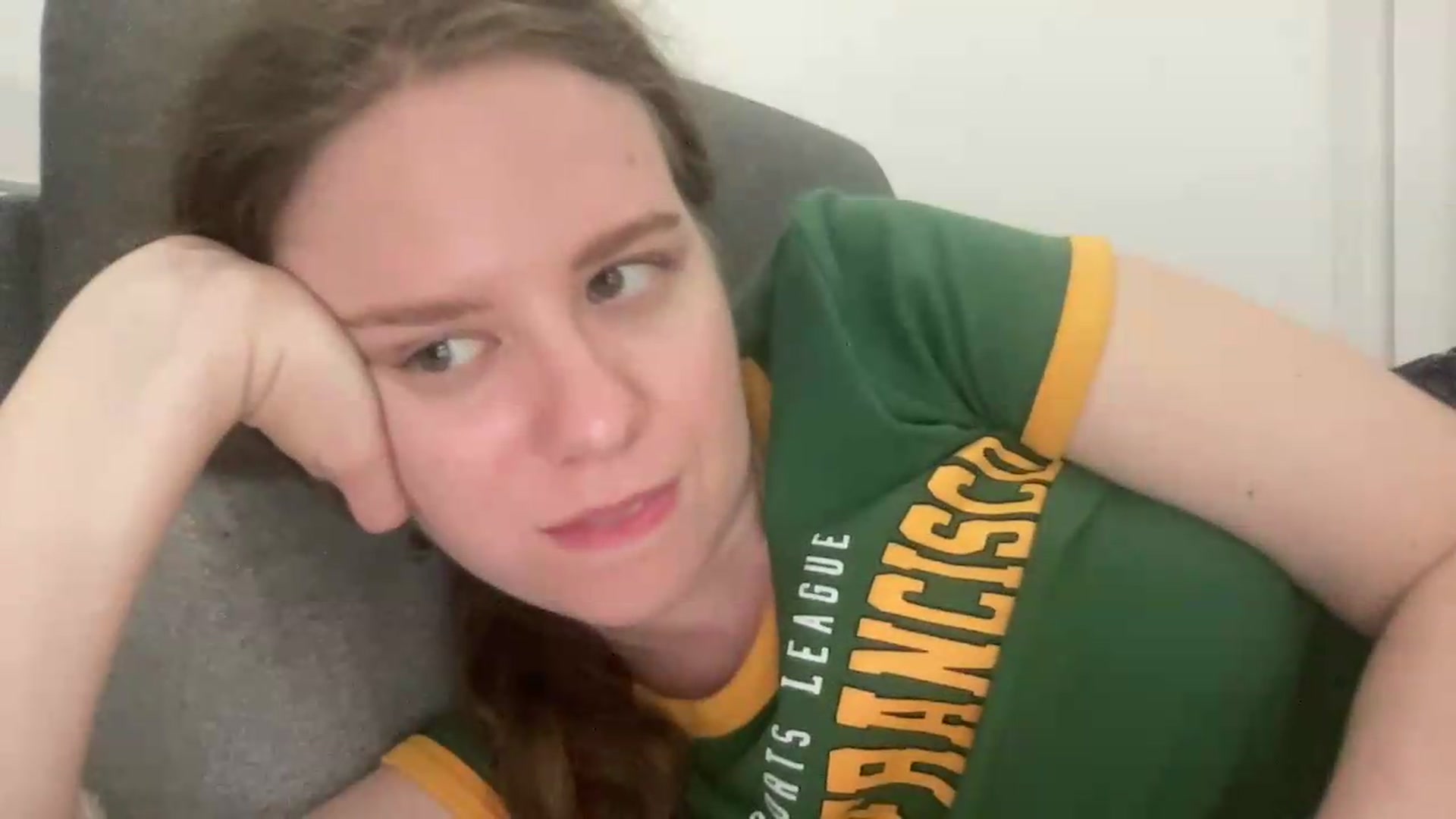 Gallery image thumbnail from BlueFlowerr's myfreecams stream on, 05/28/2026, 24:27 image 16 of 20