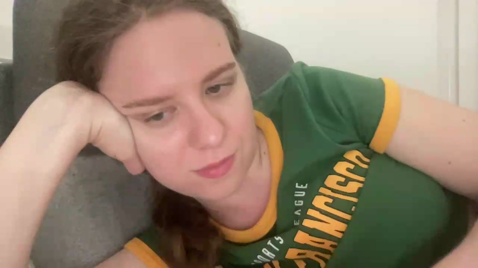 Gallery image thumbnail from BlueFlowerr's myfreecams stream on, 05/28/2026, 24:27 image 14 of 20