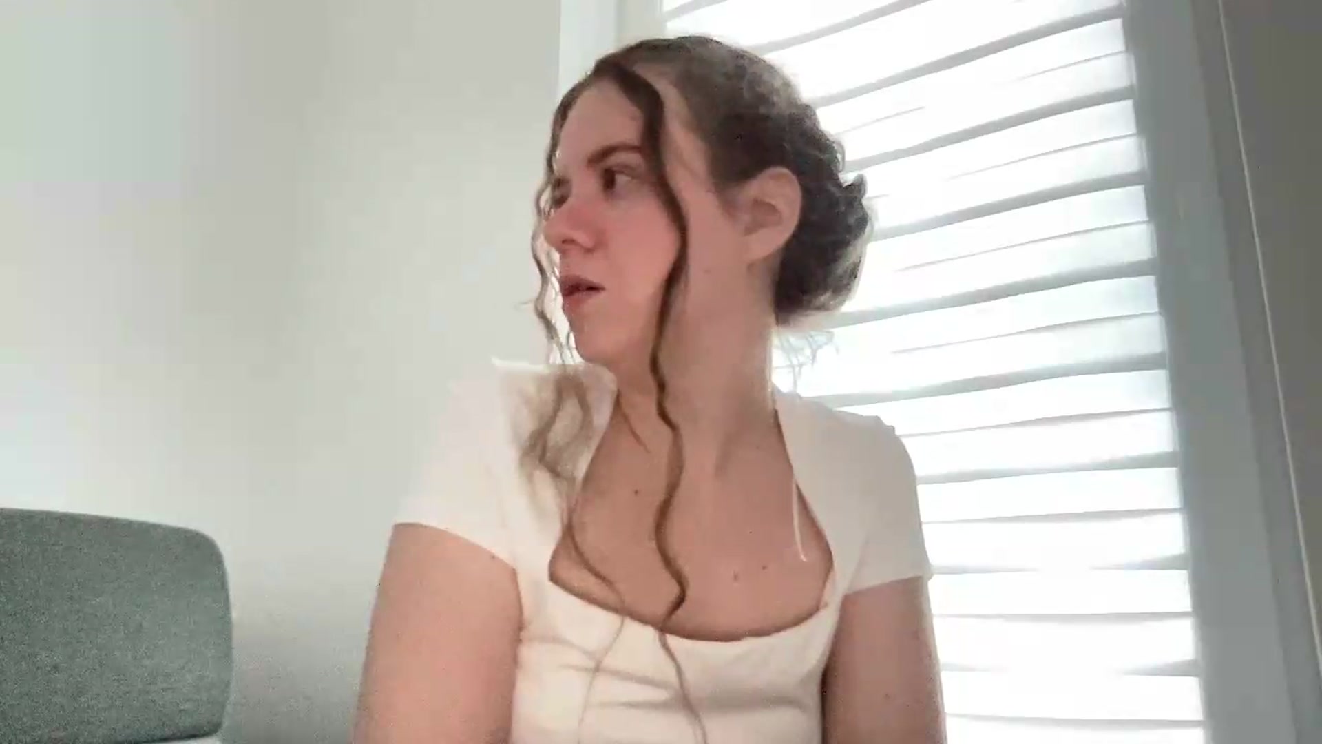 Gallery image thumbnail from BlueFlowerr's myfreecams stream on, 05/29/2026, 03:57 image 5 of 20