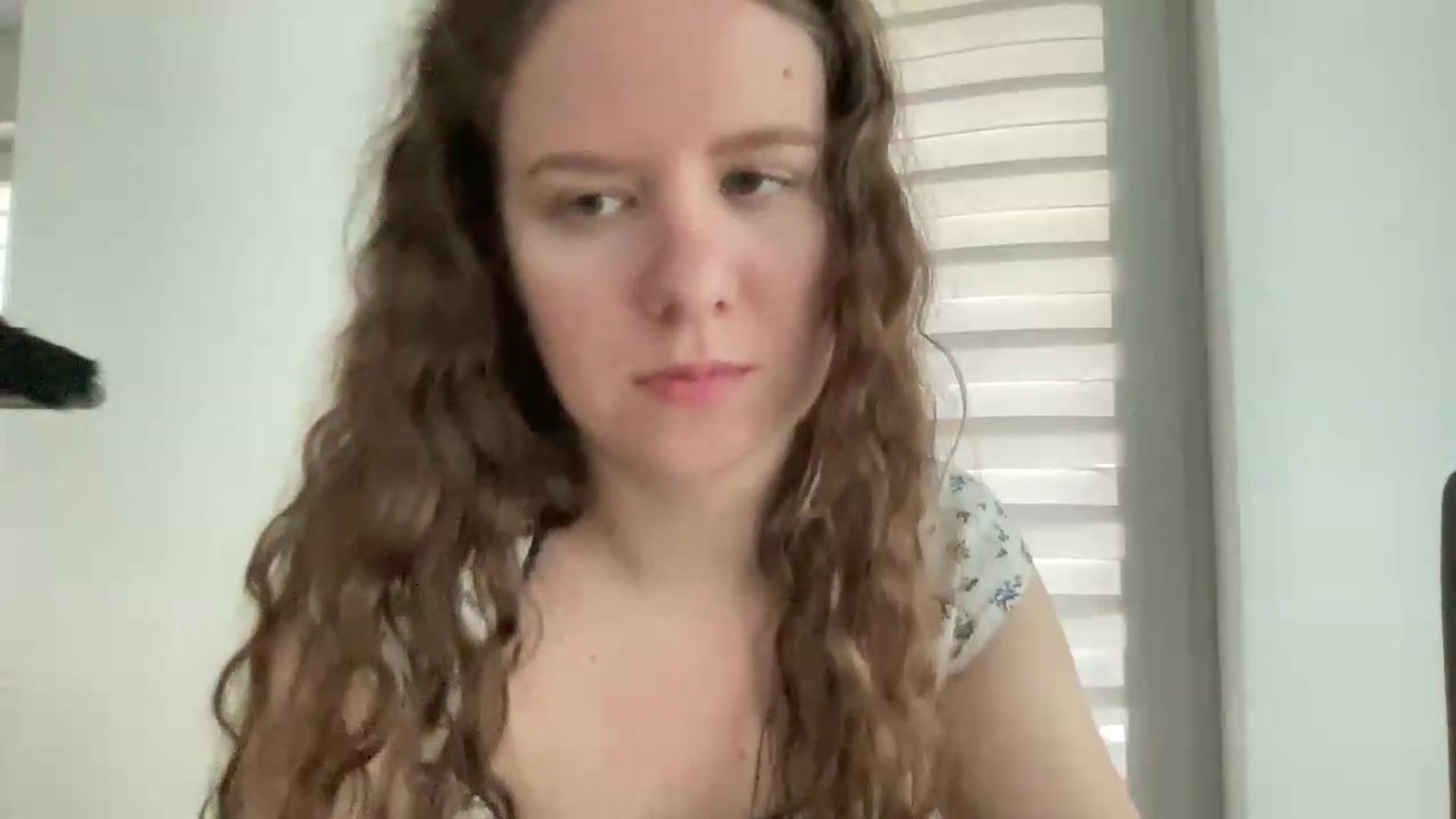 Gallery image thumbnail from BlueFlowerr's myfreecams stream on, 05/29/2026, 18:42 image 7 of 20
