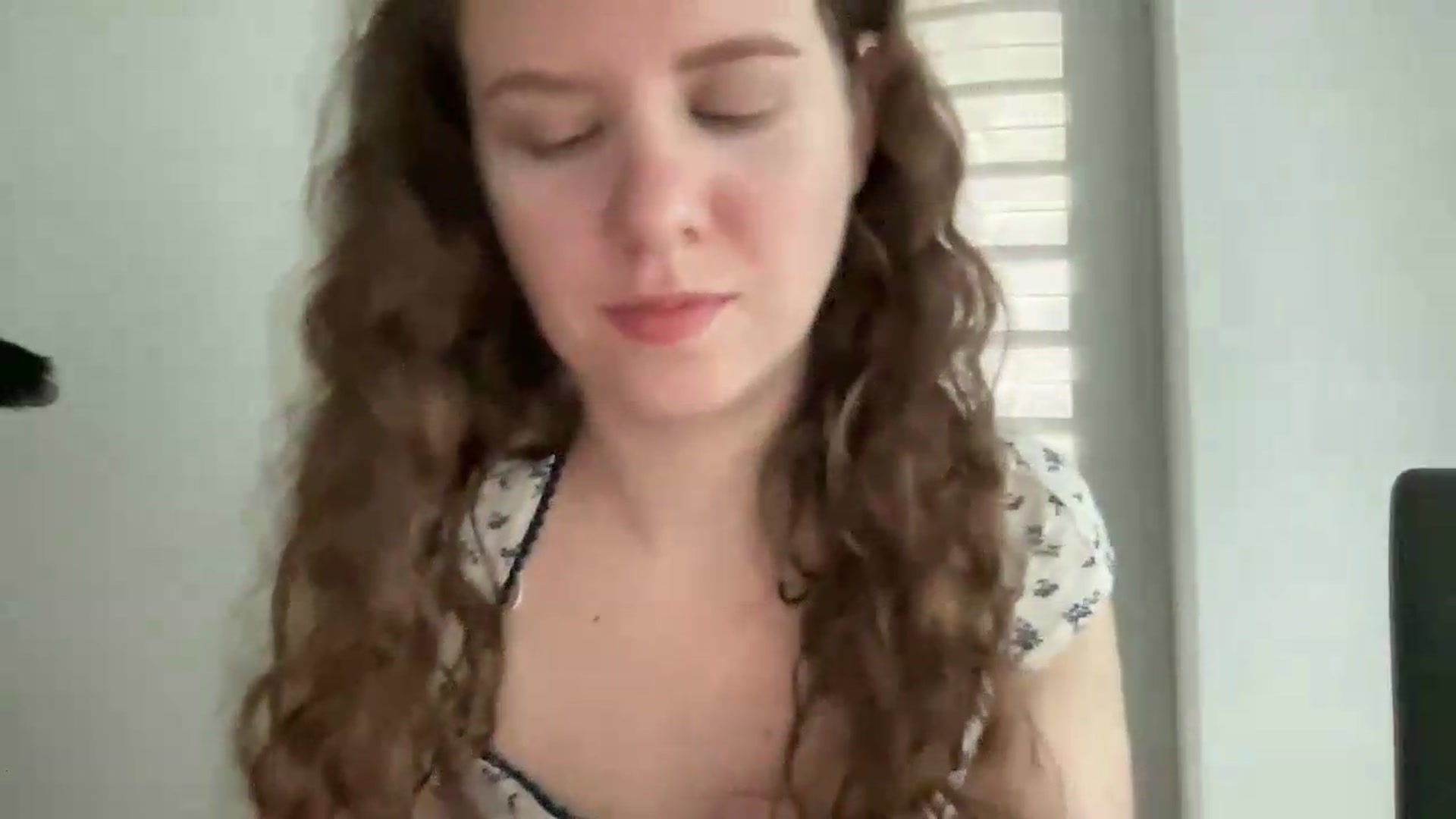 Gallery image thumbnail from BlueFlowerr's myfreecams stream on, 05/29/2026, 18:42 image 11 of 20