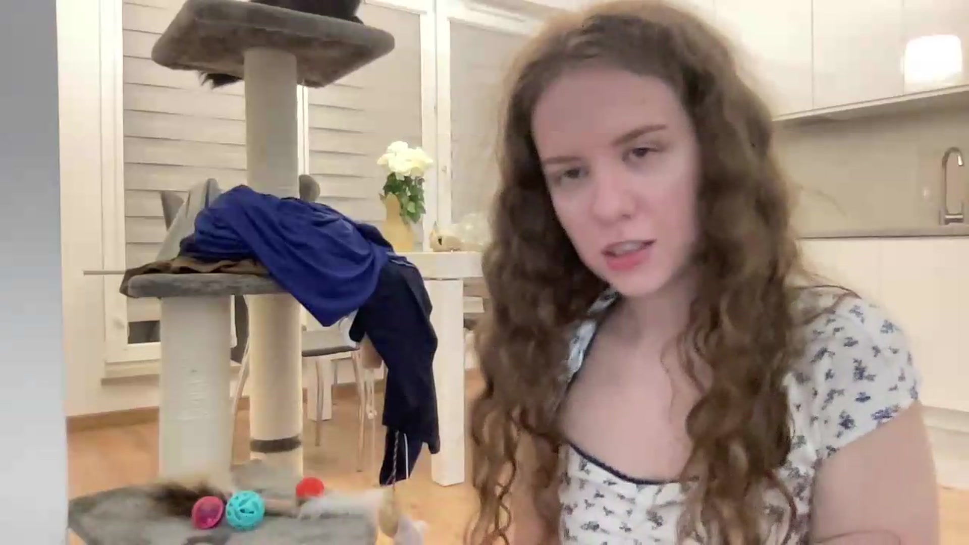 Gallery image thumbnail from BlueFlowerr's myfreecams stream on, 05/29/2026, 23:24 image 12 of 20