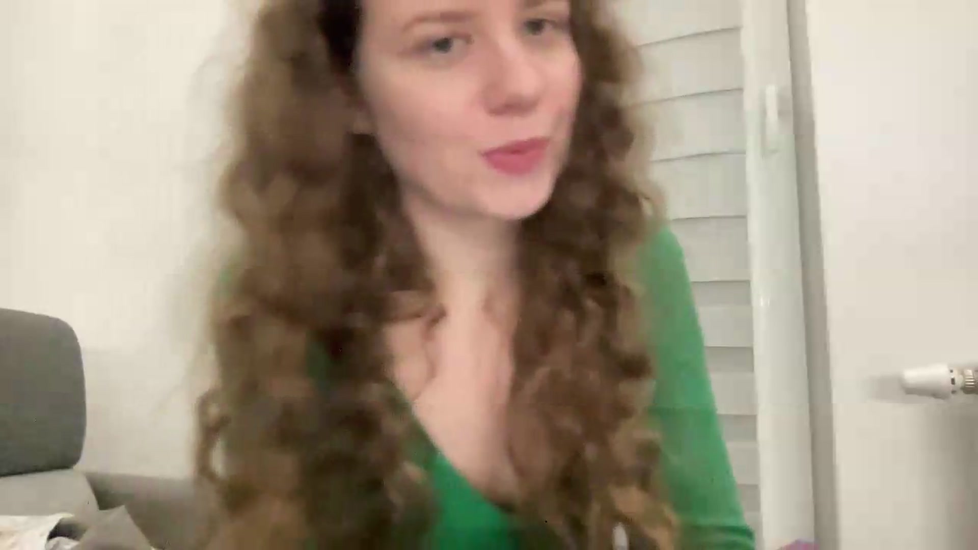 Gallery image thumbnail from BlueFlowerr's myfreecams stream on, 05/30/2026, 22:34 image 14 of 20
