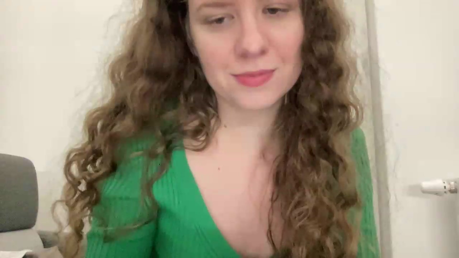 Gallery image thumbnail from BlueFlowerr's myfreecams stream on, 05/30/2026, 22:34 image 8 of 20