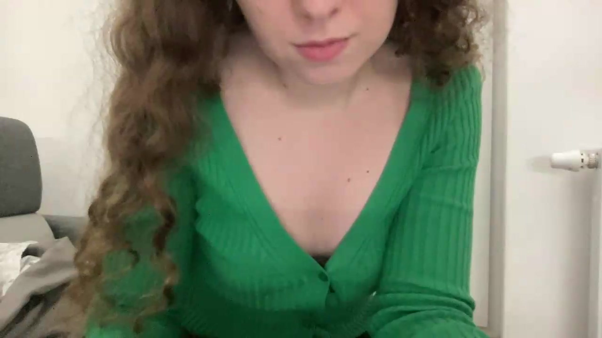 Gallery image thumbnail from BlueFlowerr's myfreecams stream on, 05/30/2026, 22:34 image 16 of 20