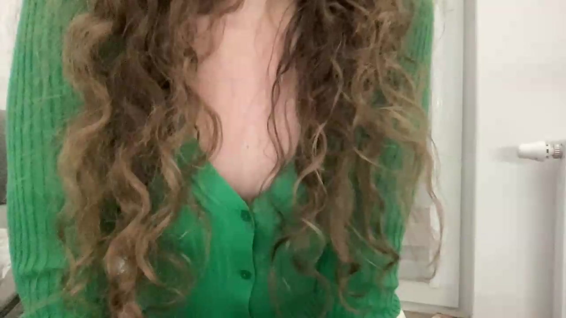 Gallery image thumbnail from BlueFlowerr's myfreecams stream on, 05/30/2026, 22:34 image 15 of 20
