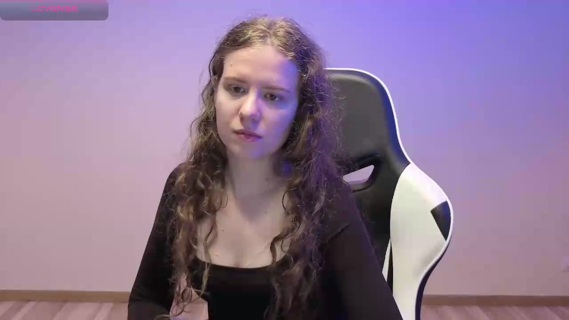 Gallery image thumbnail from BlueFlowerr's myfreecams stream on, 06/01/2026, 17:50 image 9 of 20