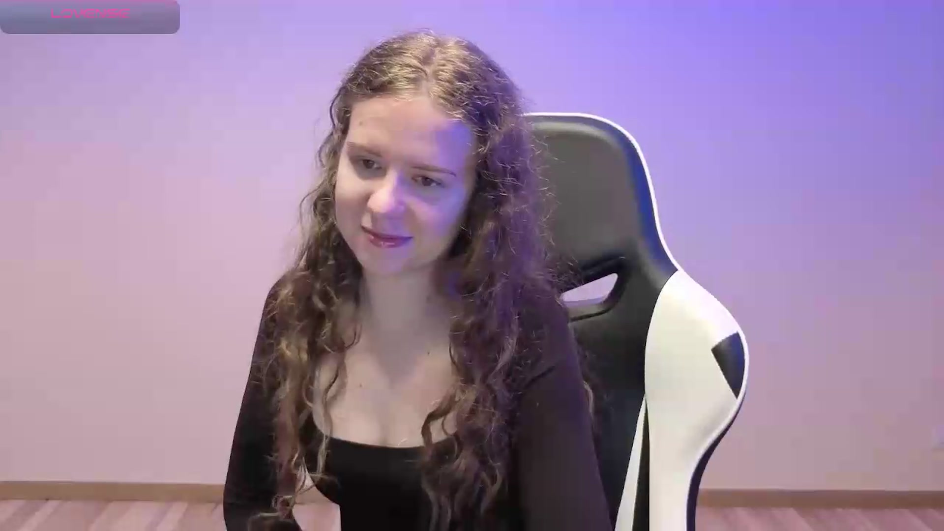 Gallery image thumbnail from BlueFlowerr's myfreecams stream on, 06/01/2026, 17:50 image 10 of 20