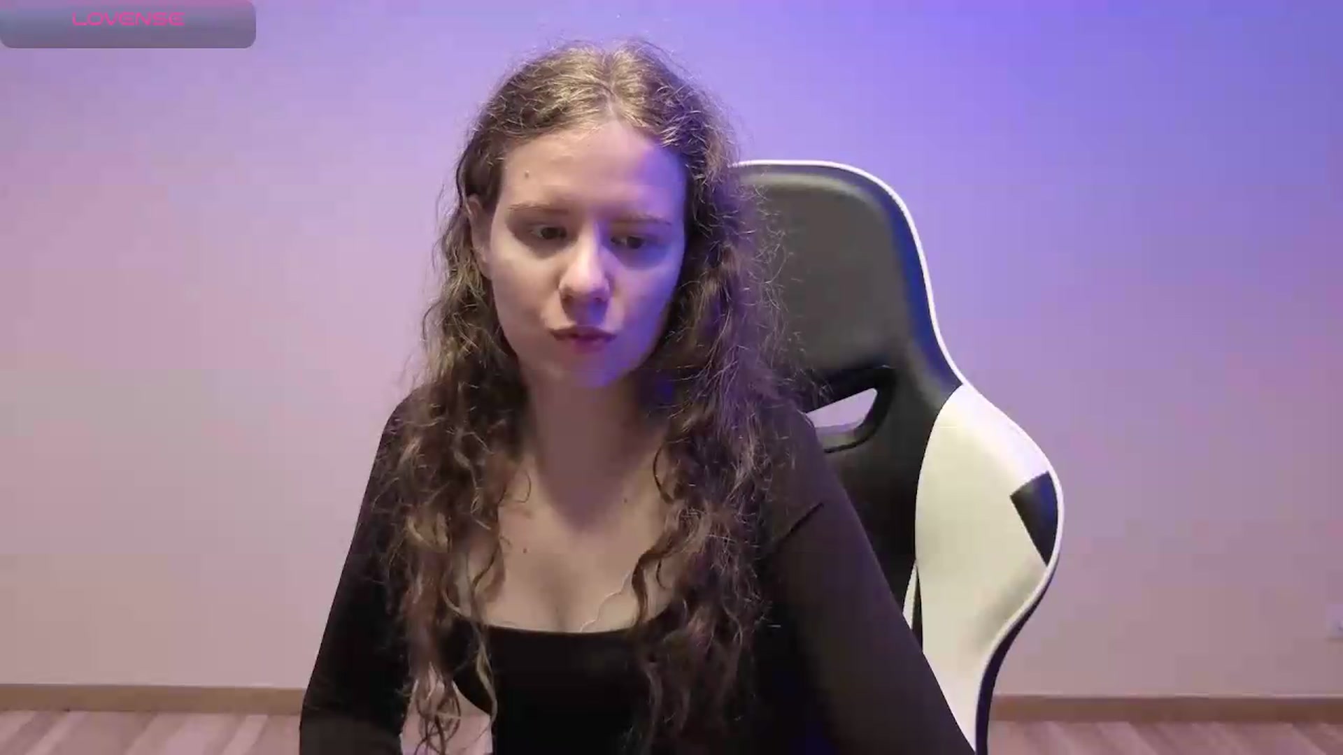 Gallery image thumbnail from BlueFlowerr's myfreecams stream on, 06/01/2026, 17:50 image 8 of 20