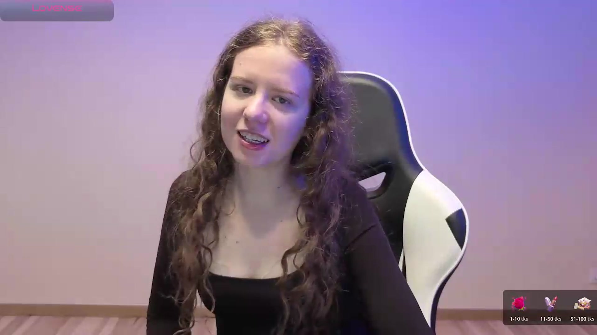 Gallery image thumbnail from BlueFlowerr's myfreecams stream on, 06/01/2026, 17:50 image 4 of 20