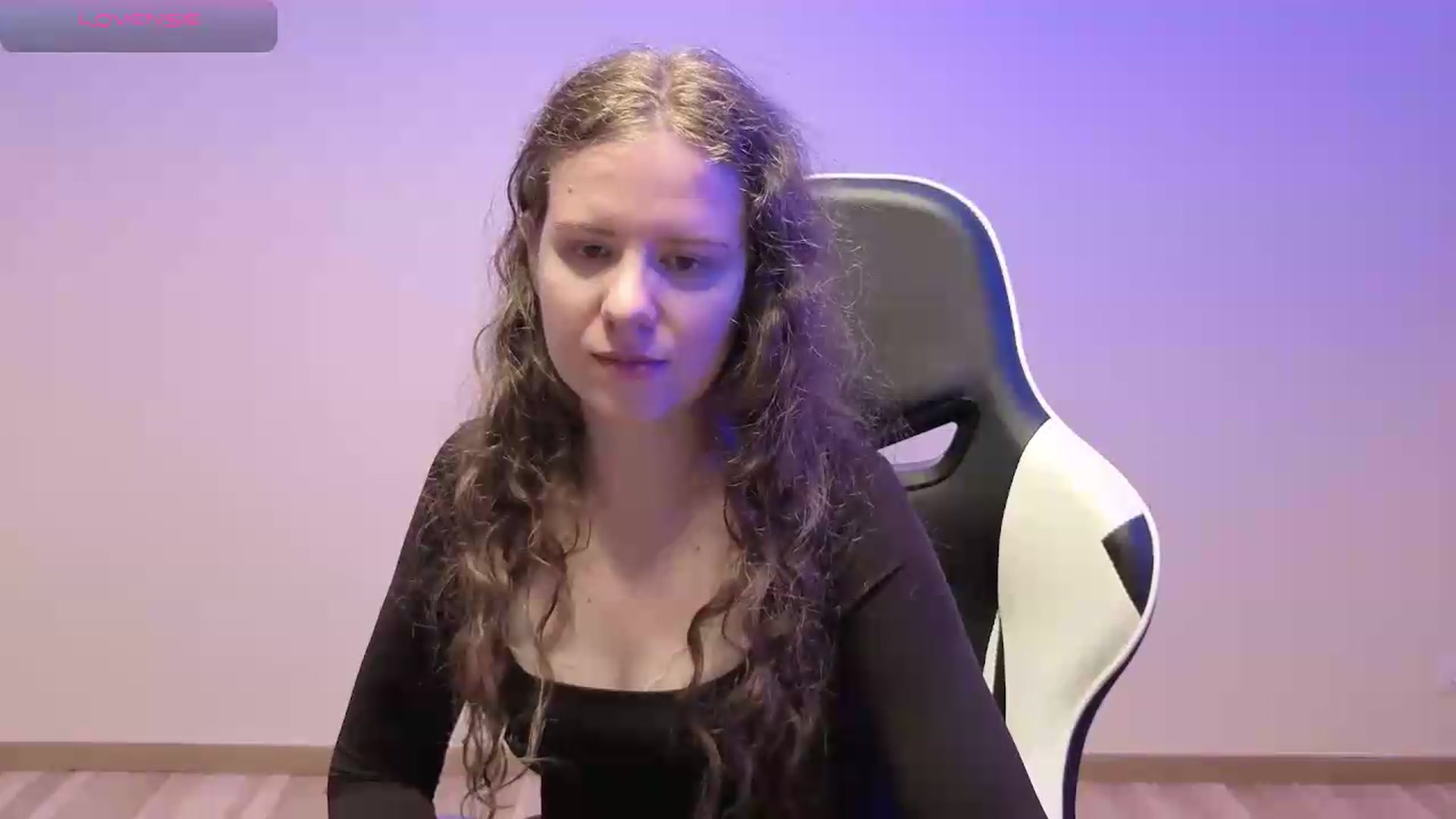 Gallery image thumbnail from BlueFlowerr's myfreecams stream on, 06/01/2026, 17:50 image 11 of 20