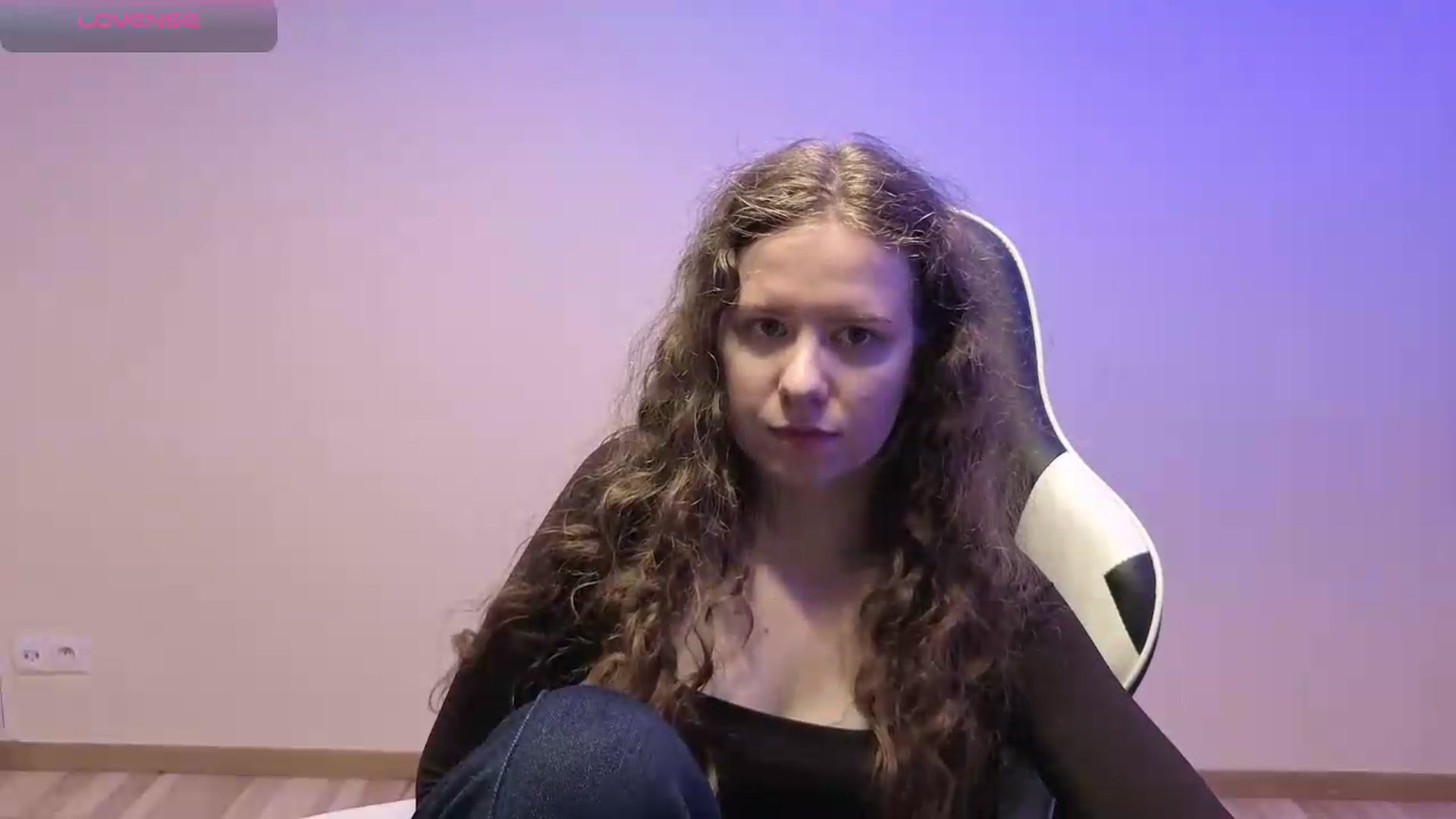 Gallery image thumbnail from BlueFlowerr's myfreecams stream on, 06/01/2026, 18:57 image 5 of 20