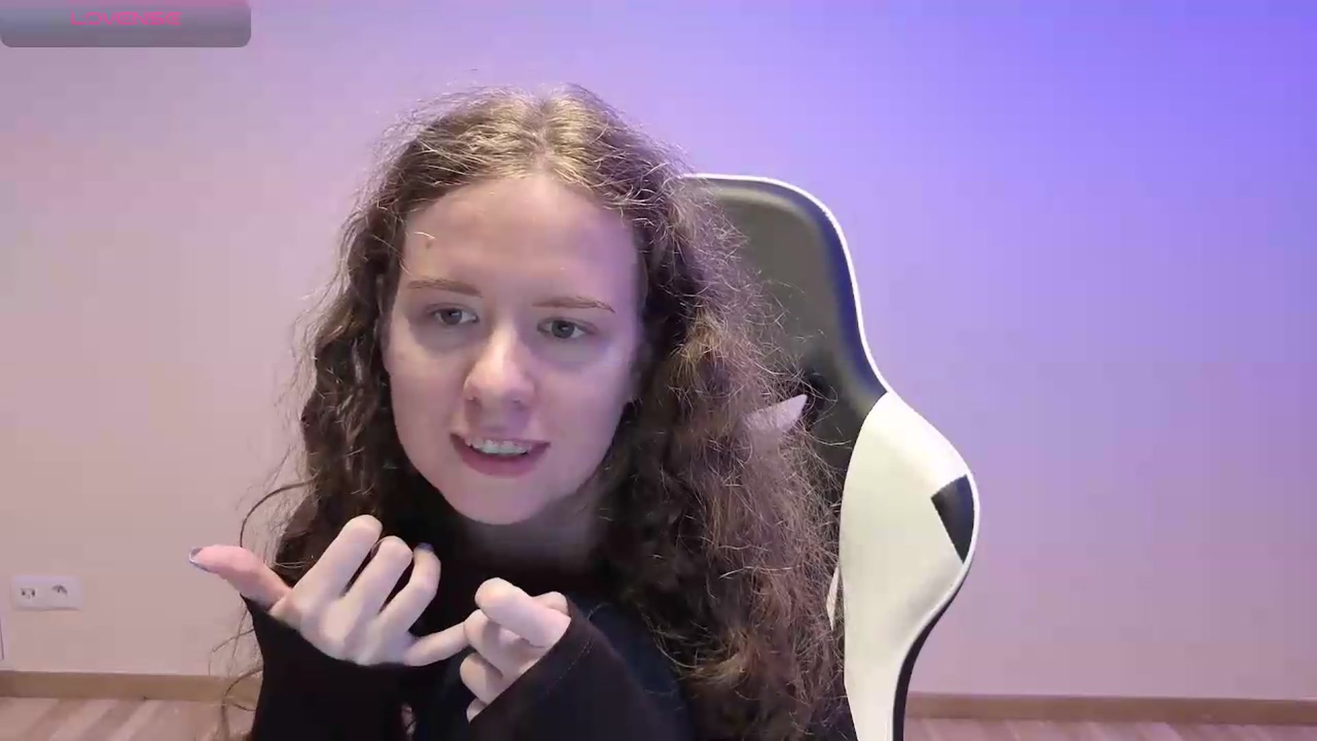Gallery image thumbnail from BlueFlowerr's myfreecams stream on, 06/01/2026, 18:57 image 9 of 20