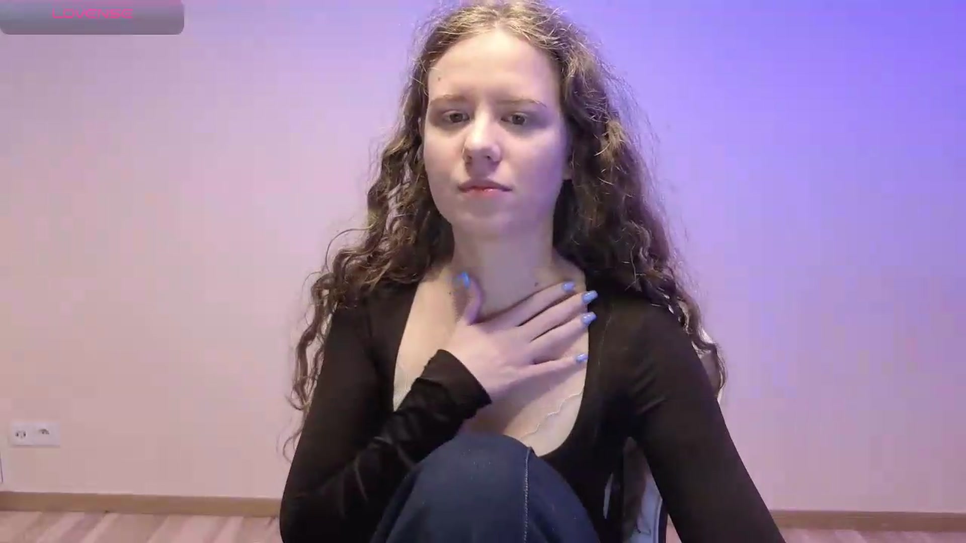 Gallery image thumbnail from BlueFlowerr's myfreecams stream on, 06/01/2026, 18:57 image 10 of 20