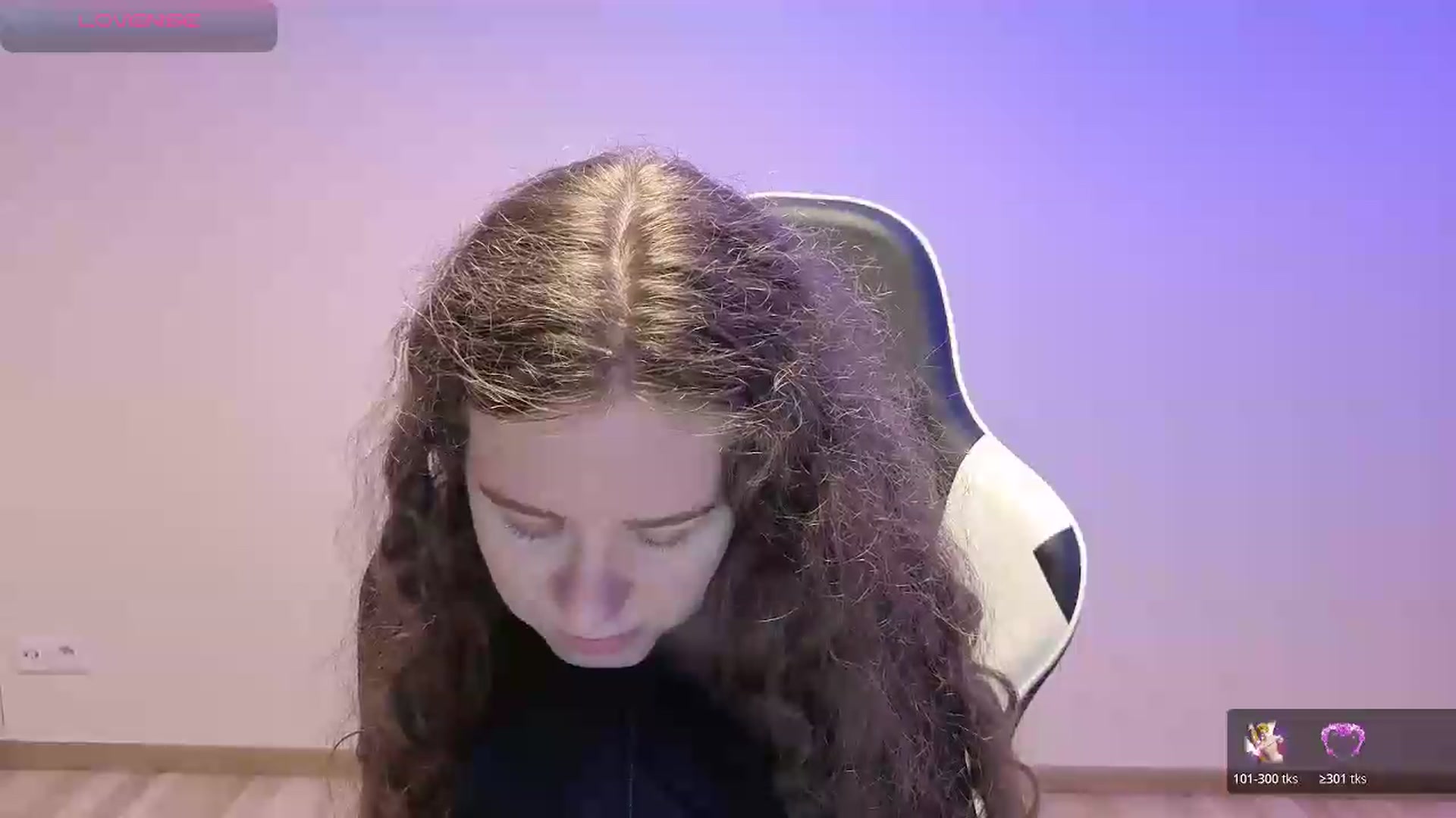 Gallery image thumbnail from BlueFlowerr's myfreecams stream on, 06/01/2026, 18:57 image 11 of 20