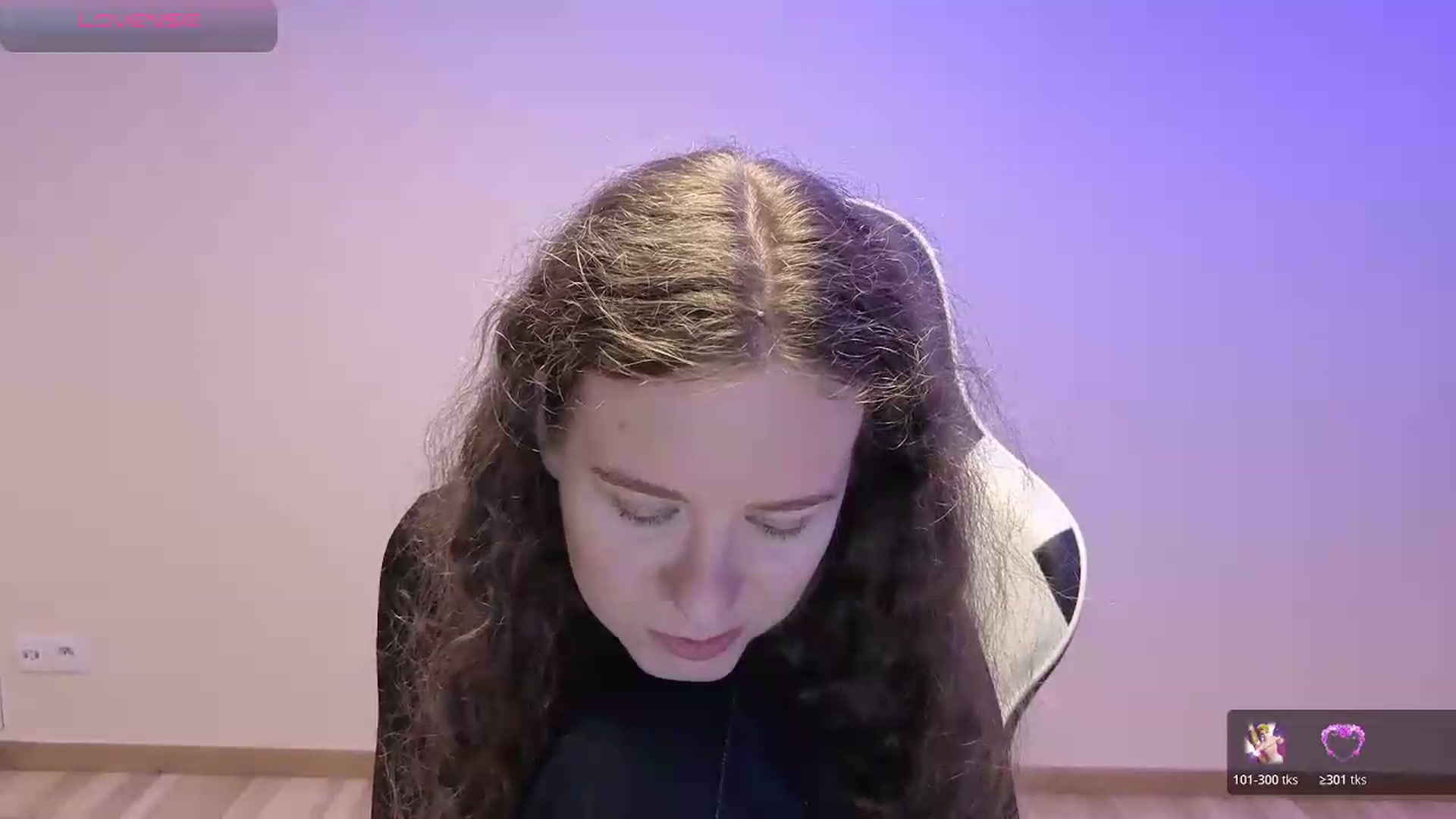 Gallery image thumbnail from BlueFlowerr's myfreecams stream on, 06/01/2026, 18:57 image 8 of 20