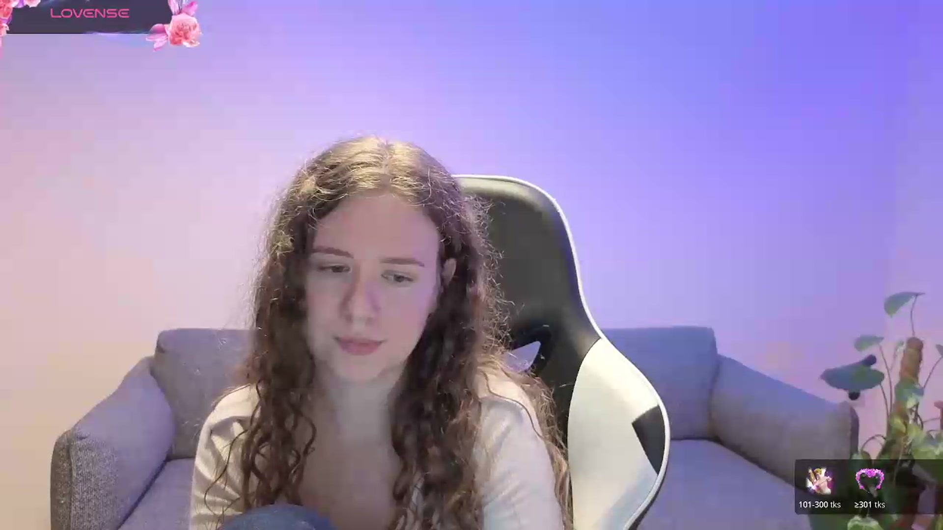 Gallery image thumbnail from BlueFlowerr's myfreecams stream on, 06/04/2026, 19:55 image 15 of 20