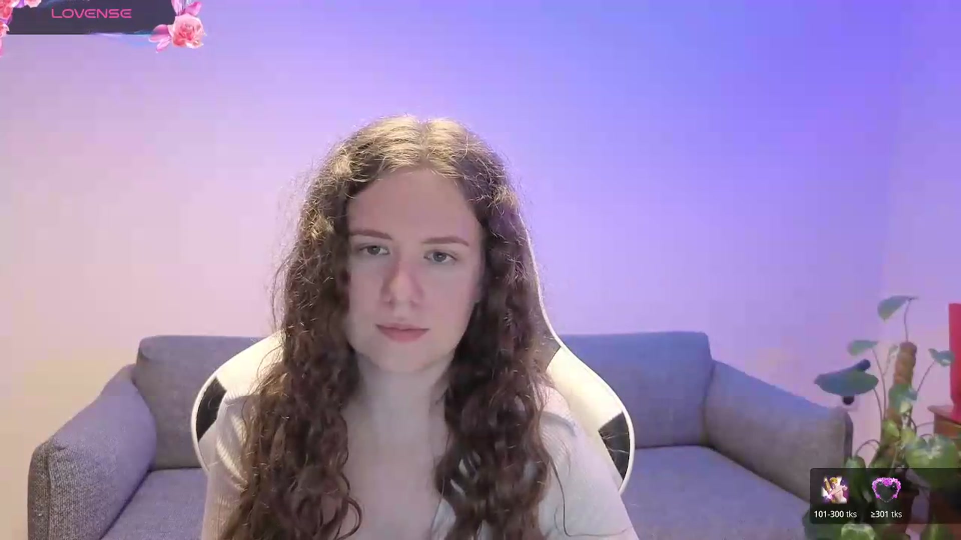 Gallery image thumbnail from BlueFlowerr's myfreecams stream on, 06/04/2026, 19:55 image 3 of 20
