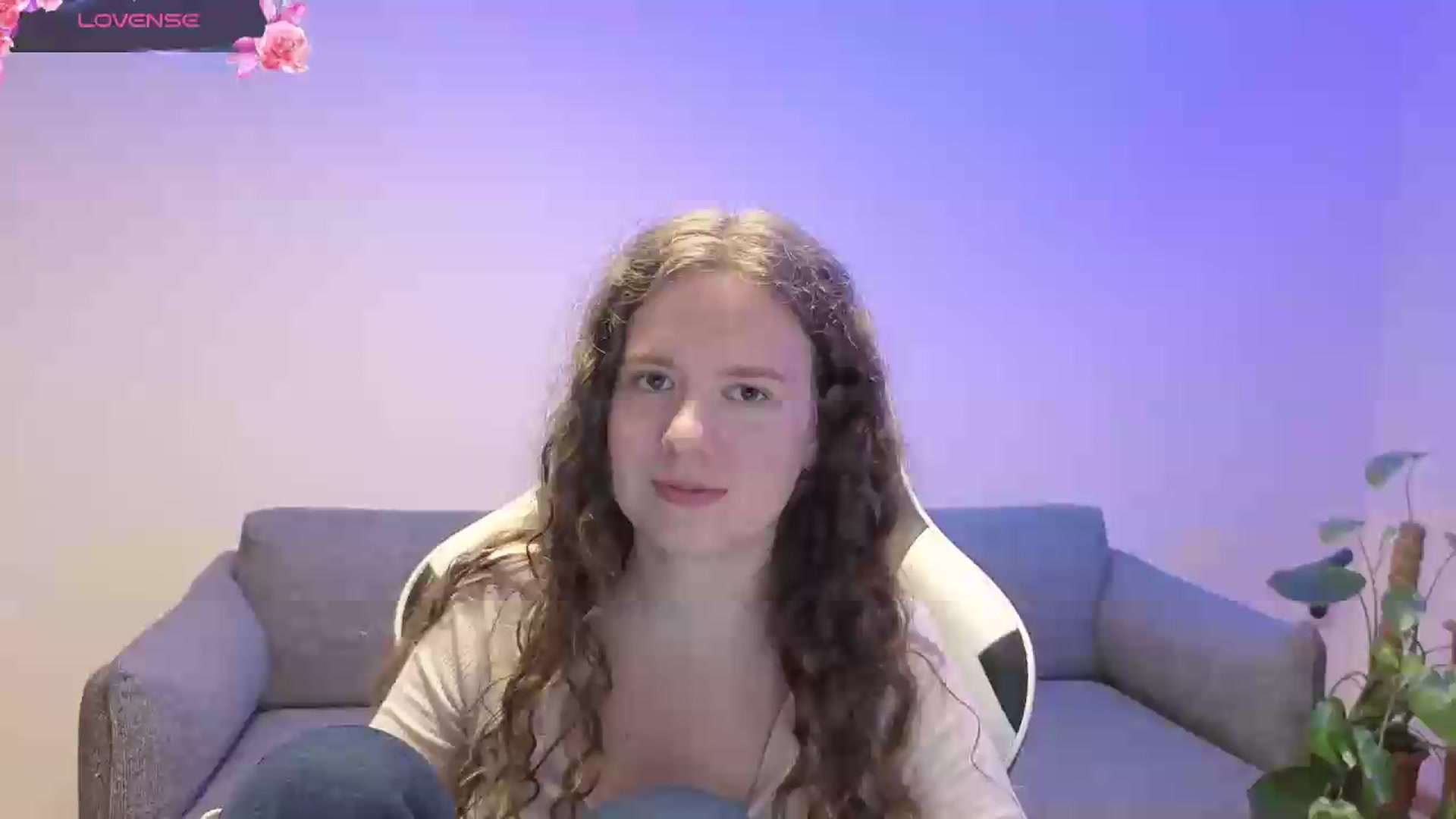 Gallery image thumbnail from BlueFlowerr's myfreecams stream on, 06/04/2026, 19:55 image 17 of 20