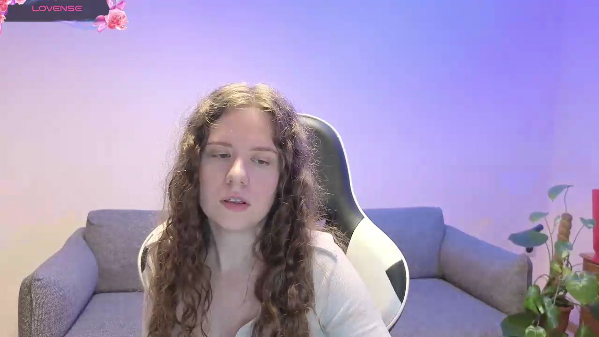 Gallery image thumbnail from BlueFlowerr's myfreecams stream on, 06/04/2026, 19:55 image 13 of 20